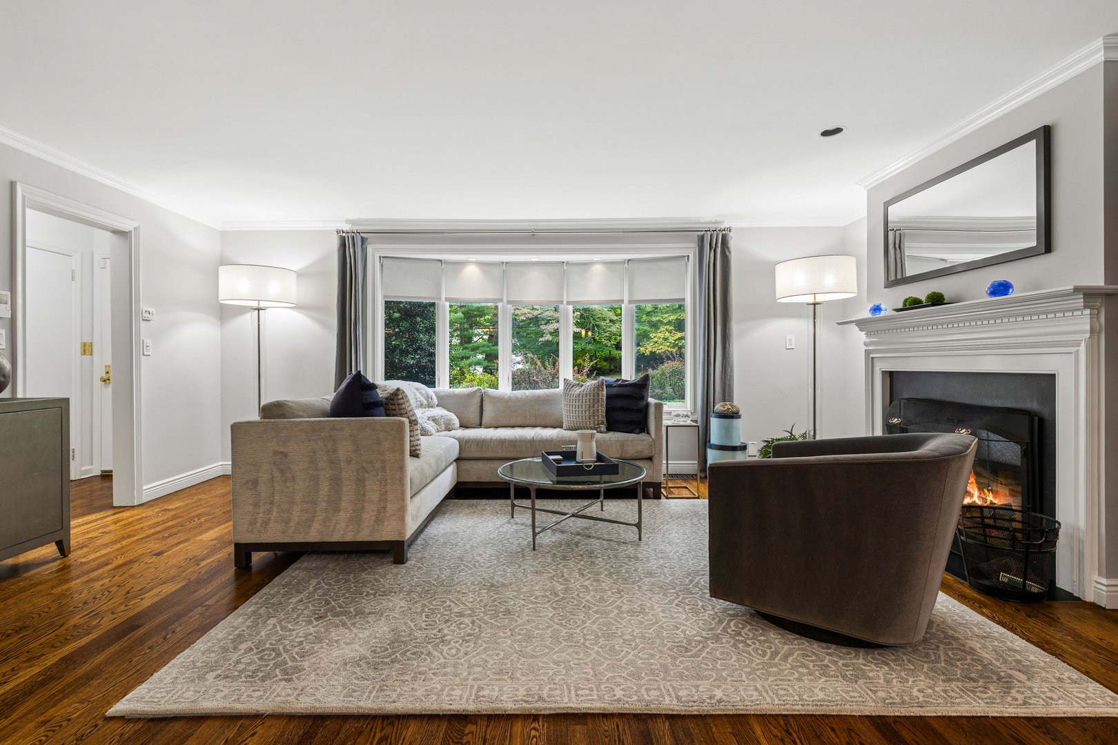 86 Seven Bridges Road Photo 3