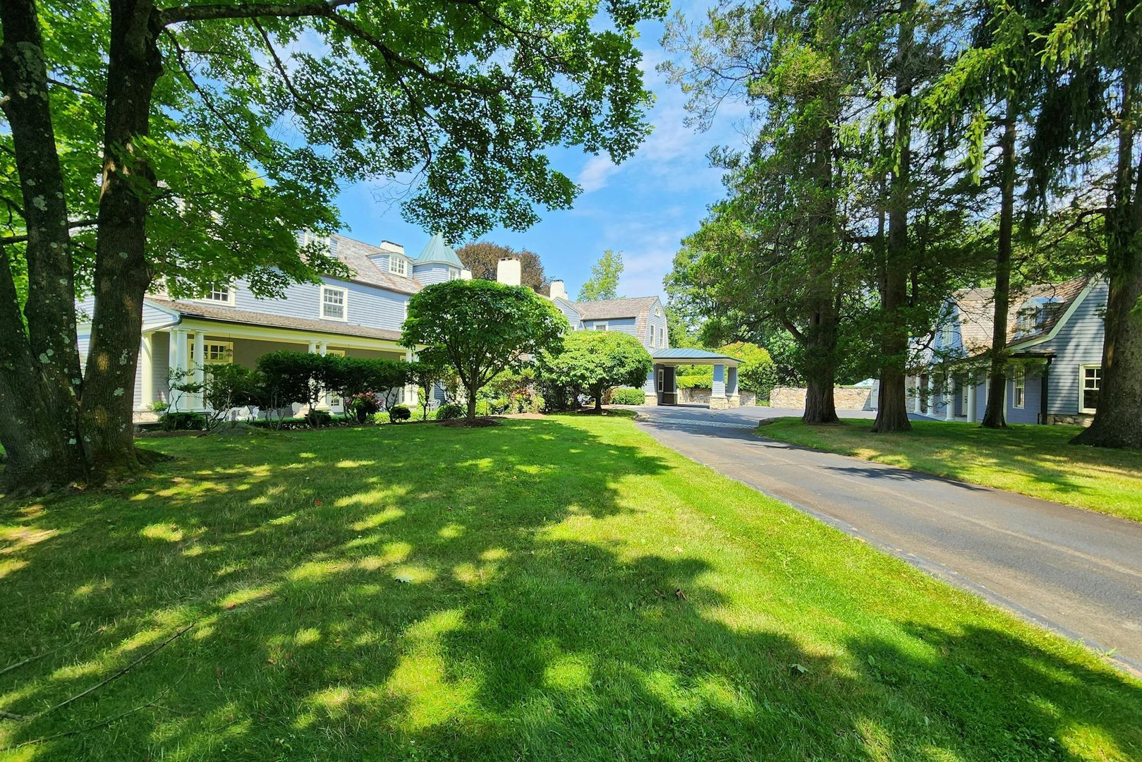 27 Country Club Road Photo 40