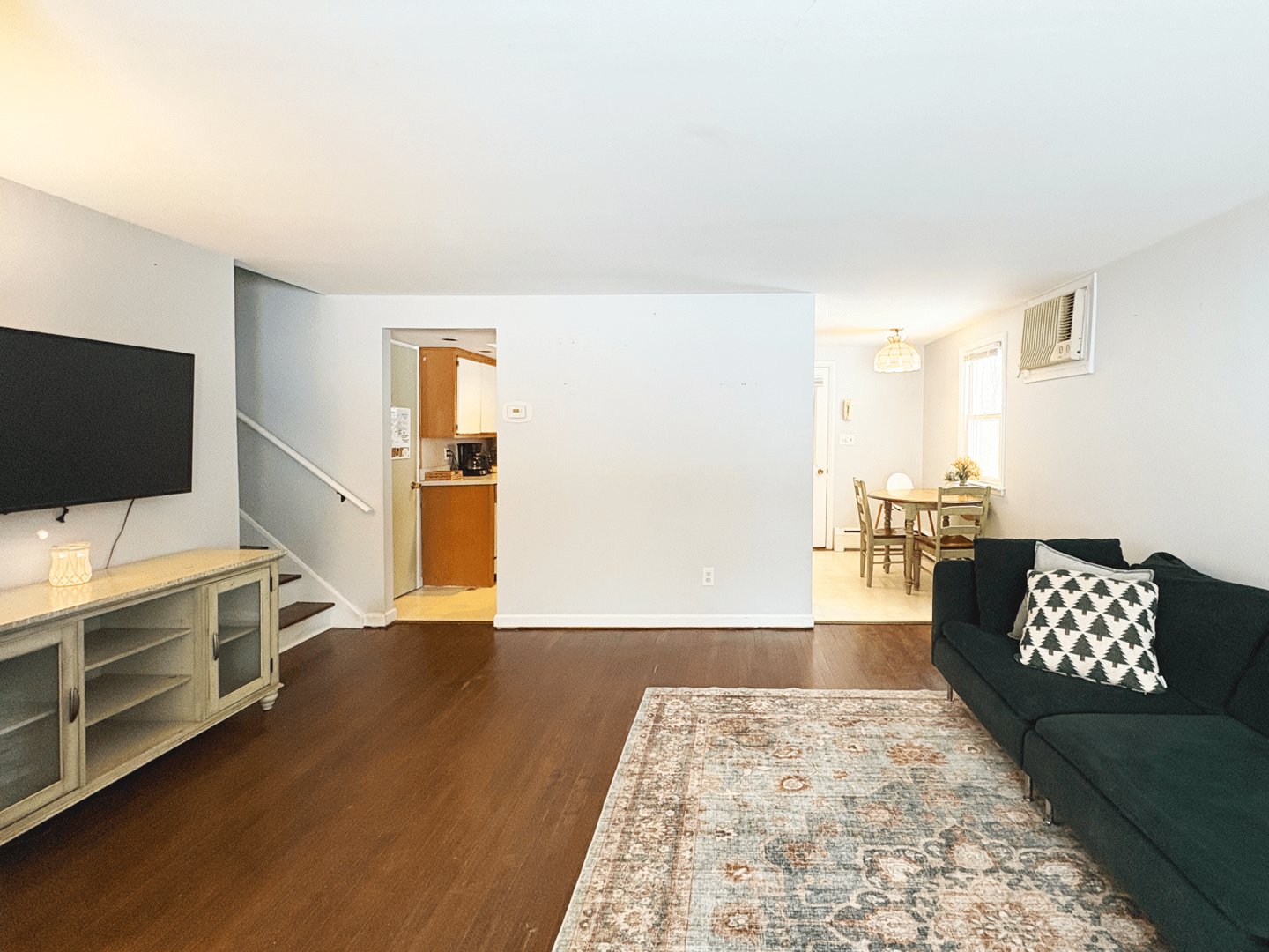 51 Birchwood Road Photo 5