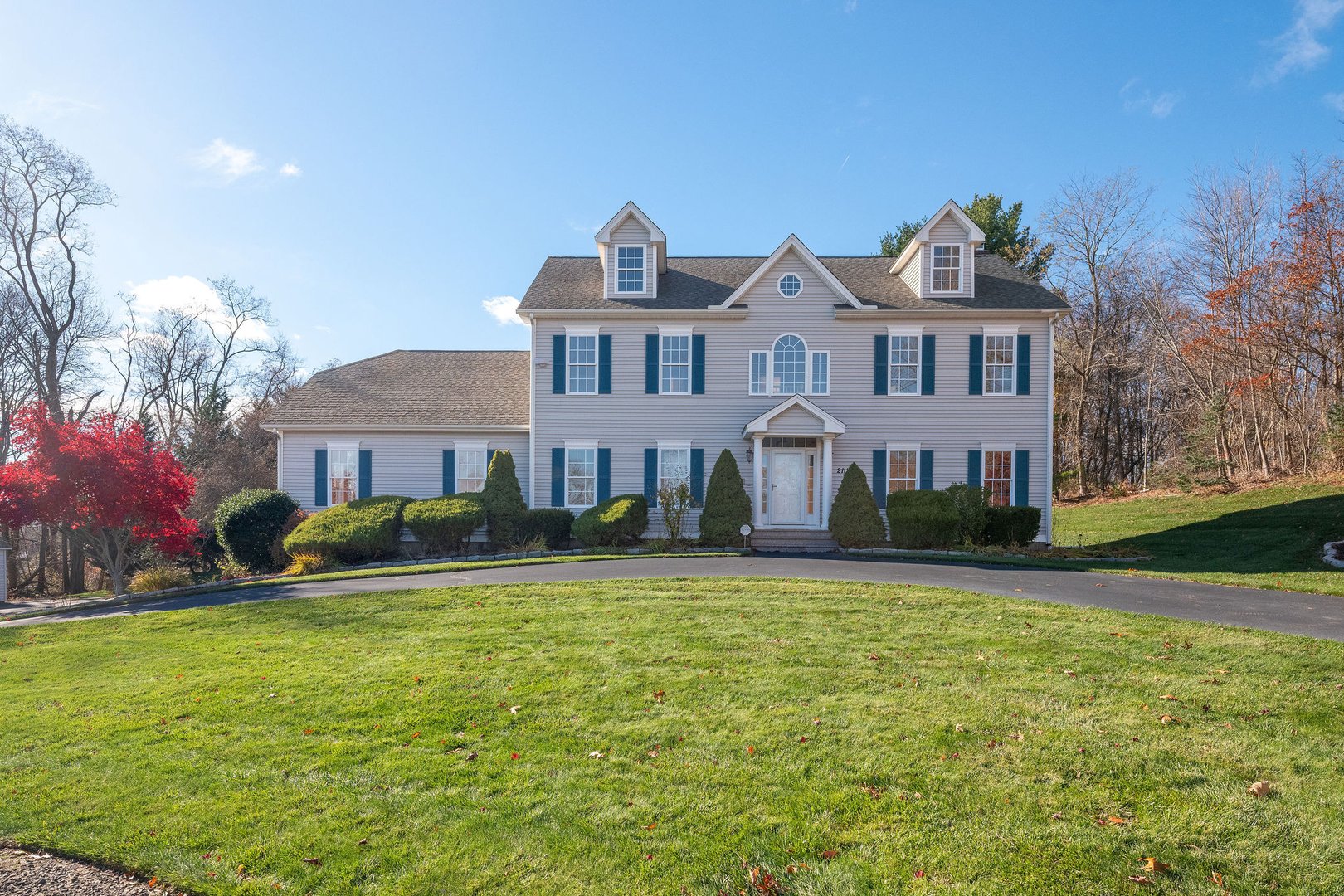 2111 Jennifers Drive Photo 1