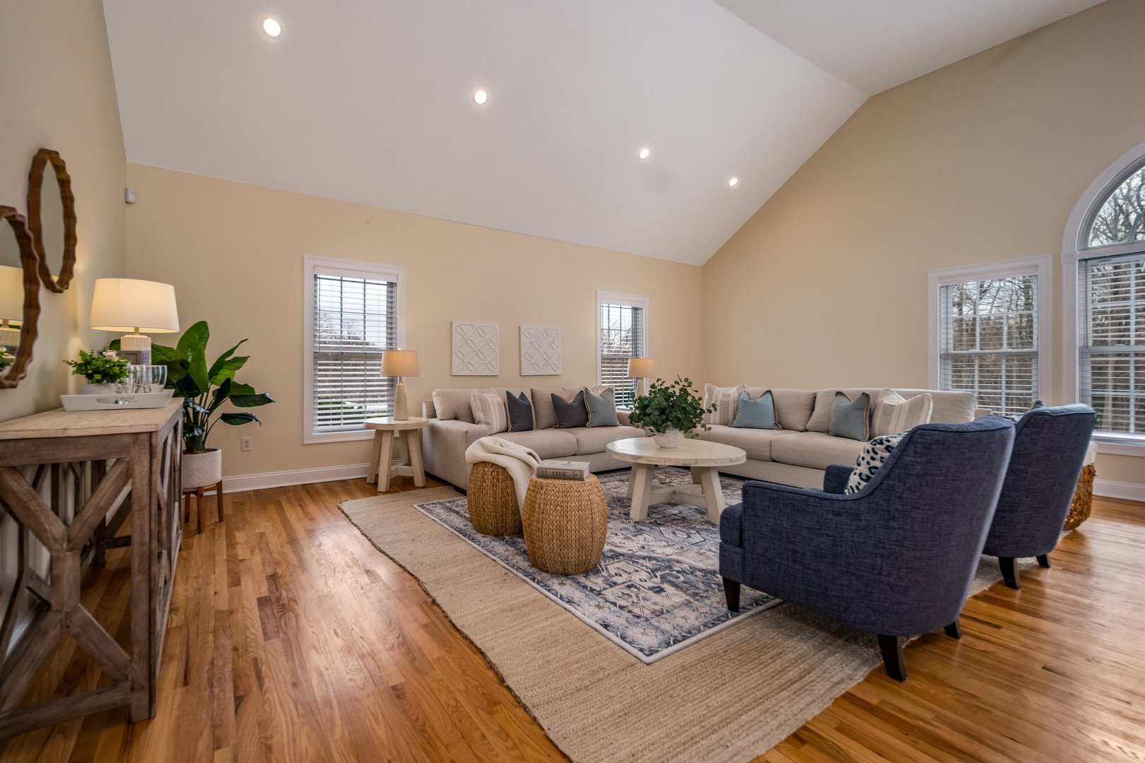 2111 Jennifers Drive Photo 13