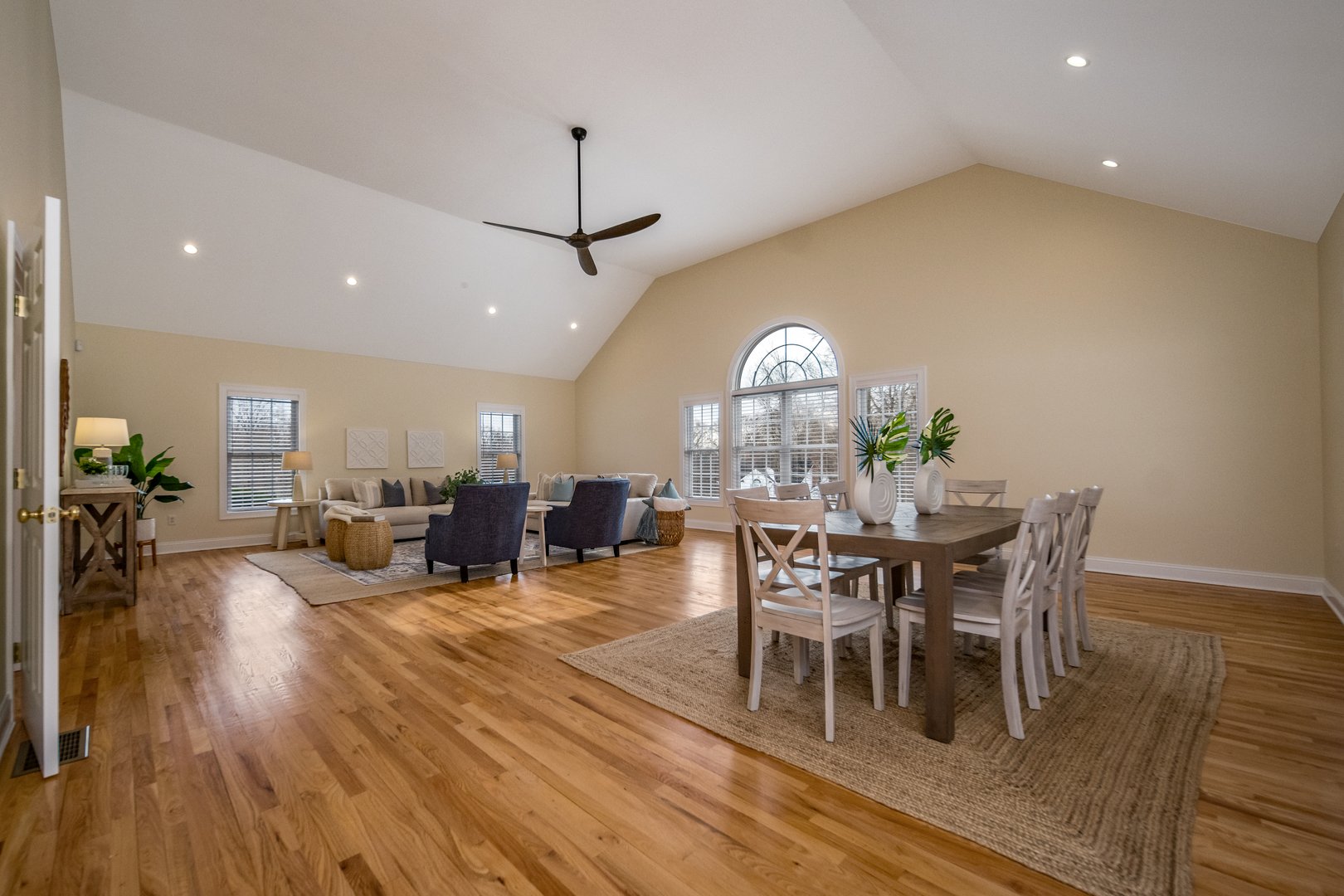 2111 Jennifers Drive Photo 15