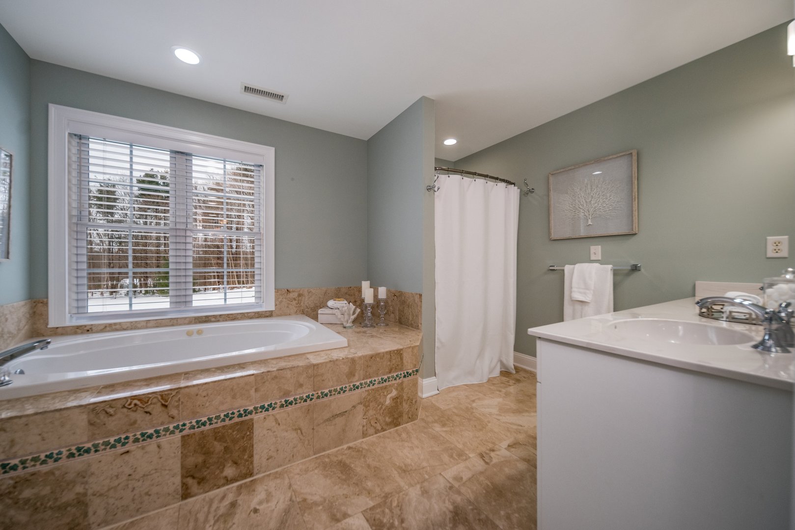 2111 Jennifers Drive Photo 22