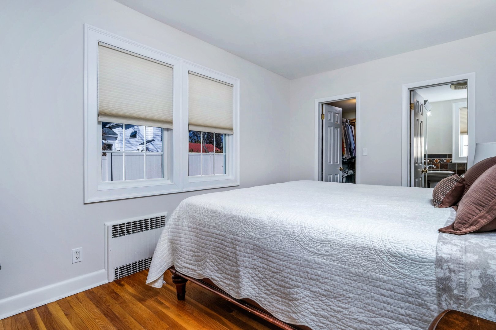 111 Frank Avenue Photo 10