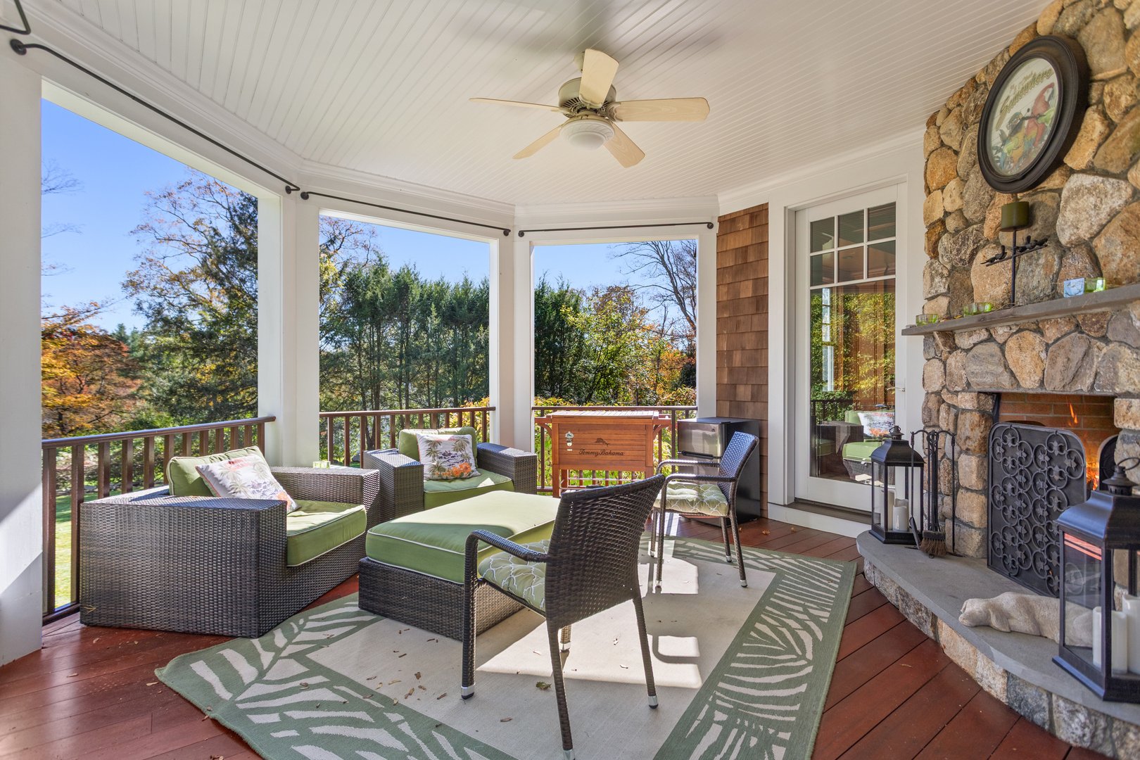 278 North Avenue Photo 9