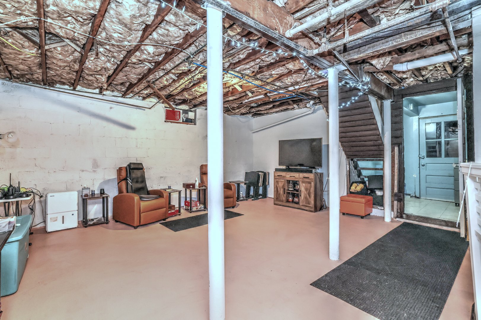 7 East Lake Road Photo 31