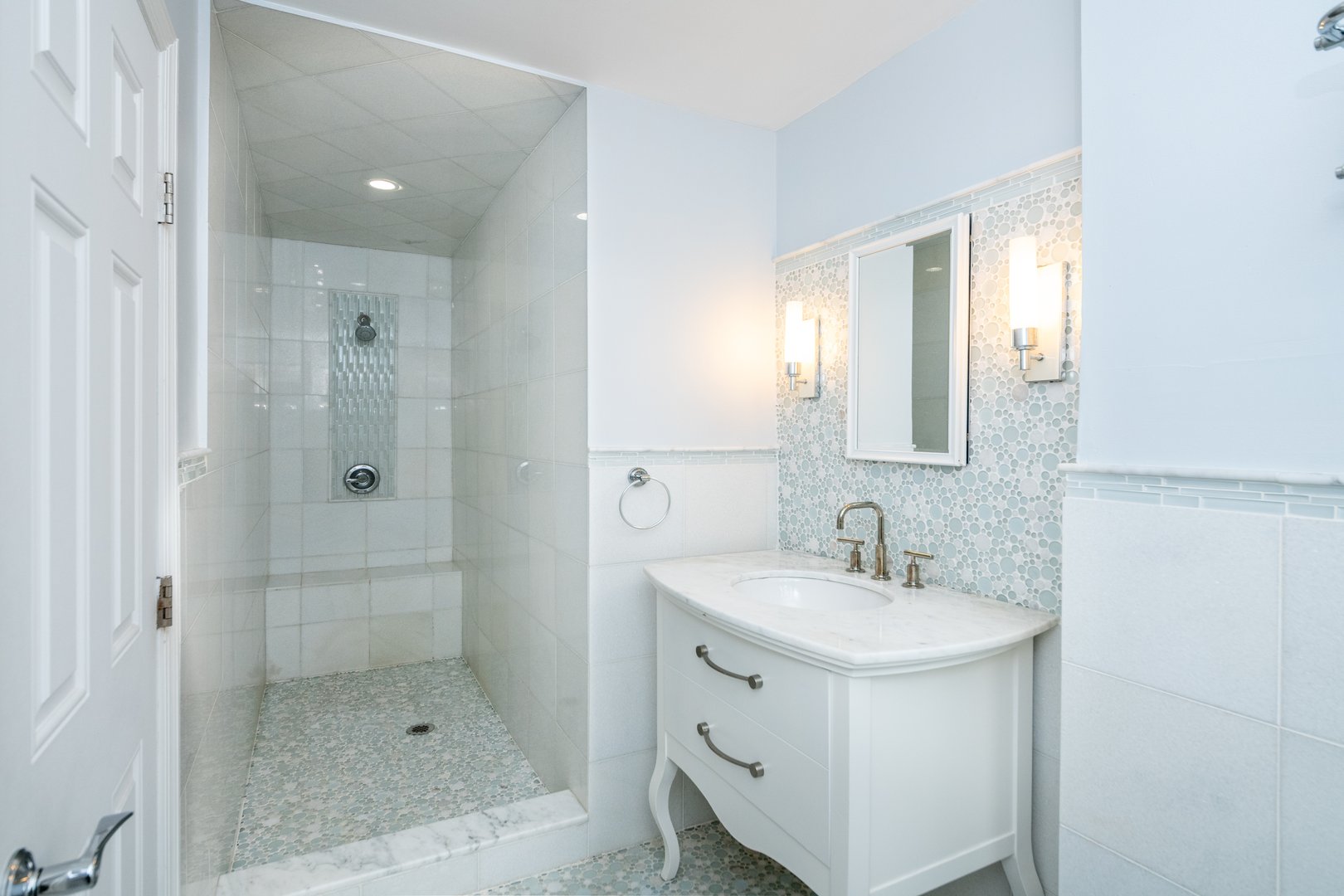 14 Dimsdale Drive Photo 18