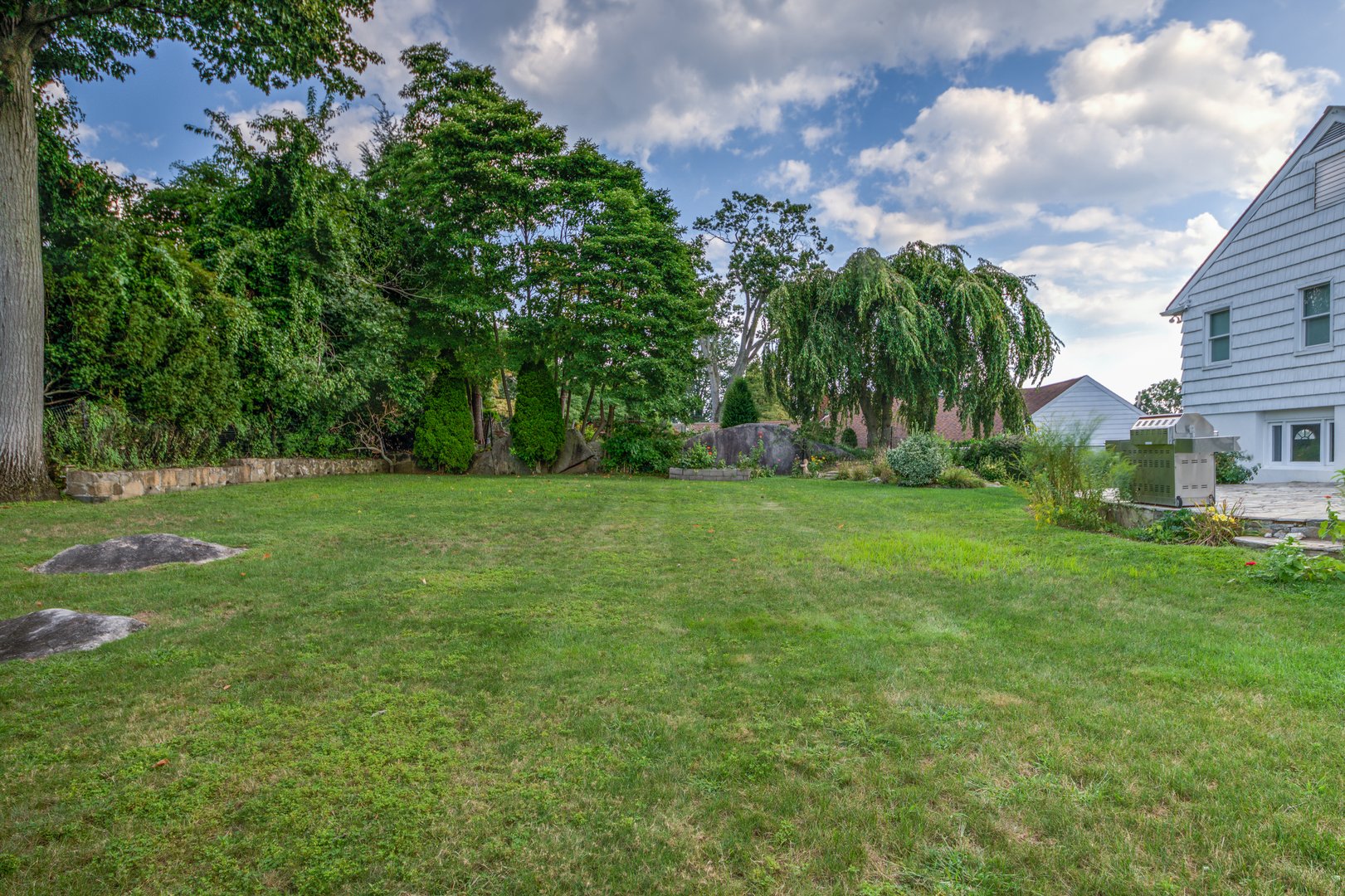 14 Dimsdale Drive Photo 27