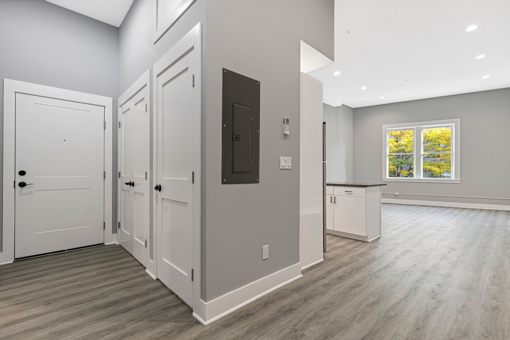 47 Beekman Avenue  #24 Photo 3