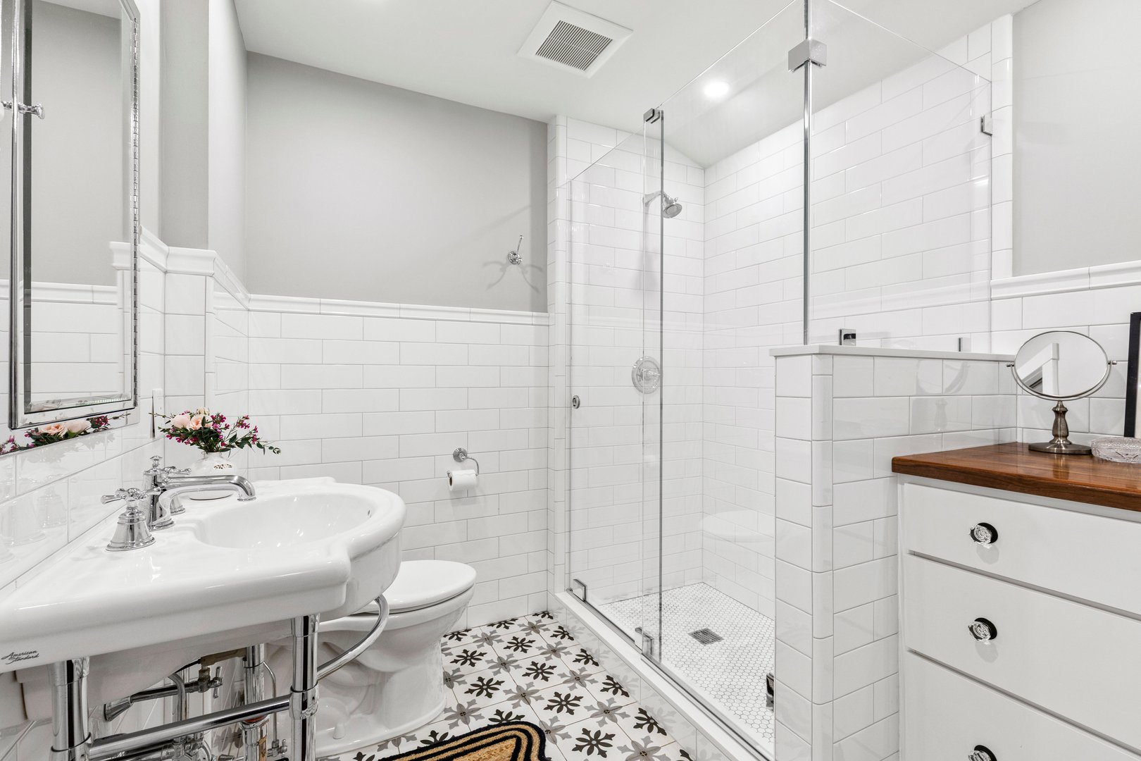 40 Smith Street Photo 29