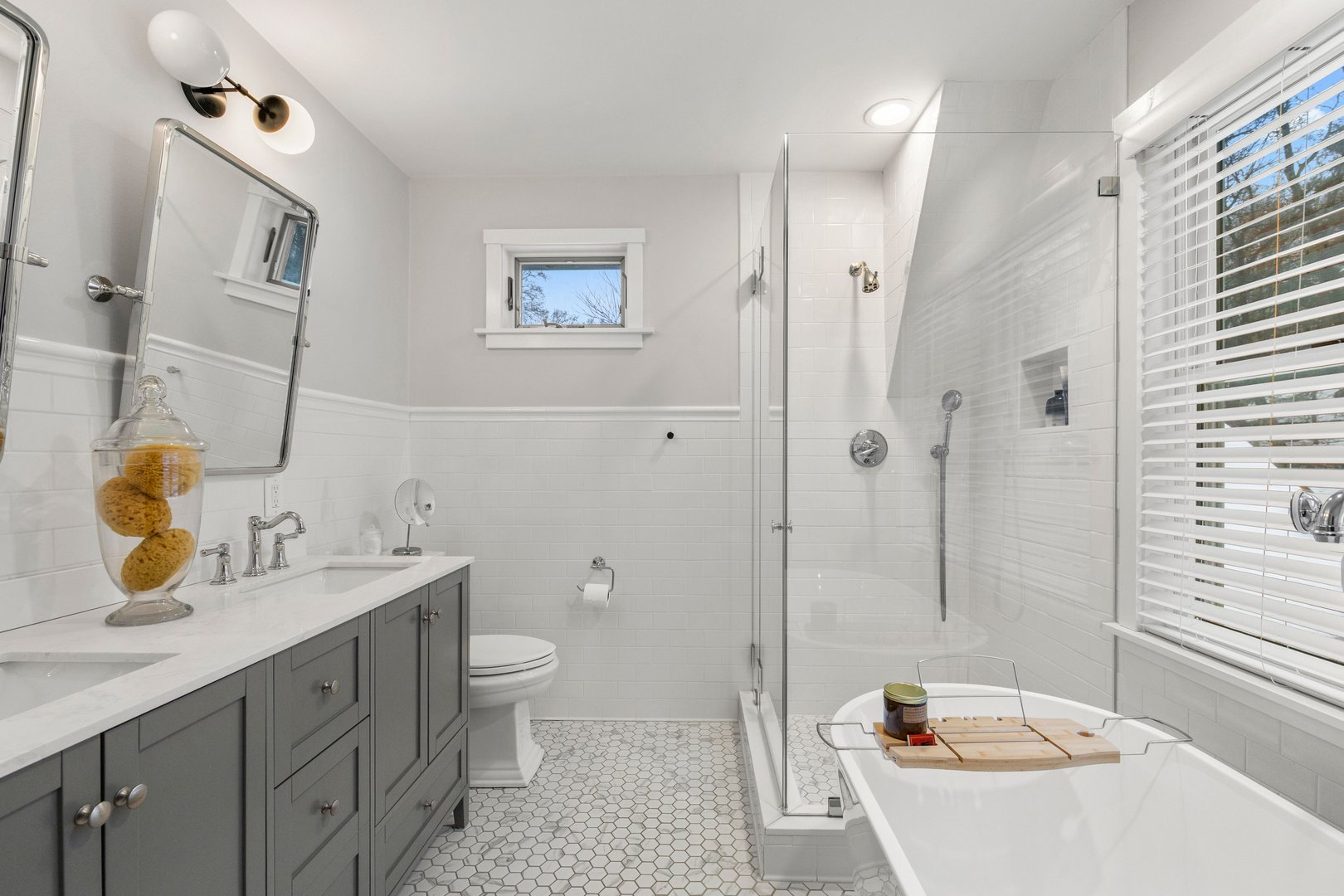 40 Smith Street Photo 24