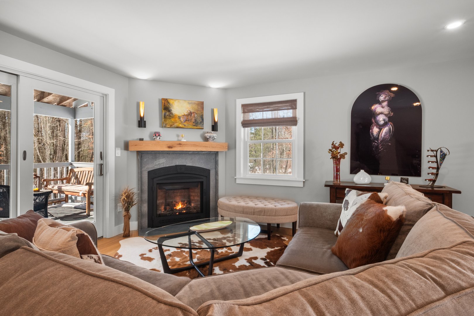 594 Shunpike Rd Photo 3