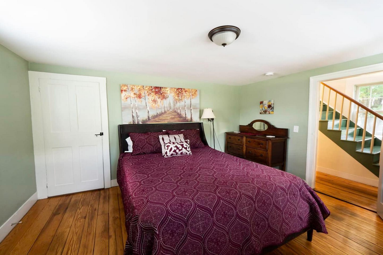 33 S Main Rd Photo 9