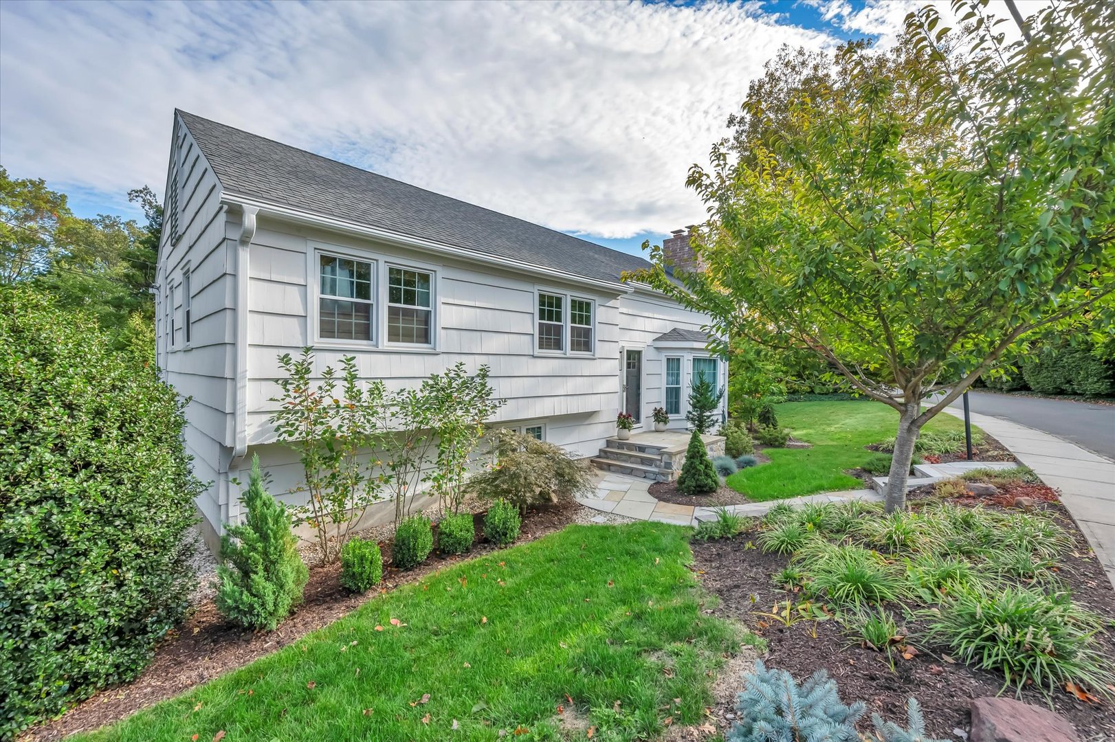 195 Hepburn Road Photo 2