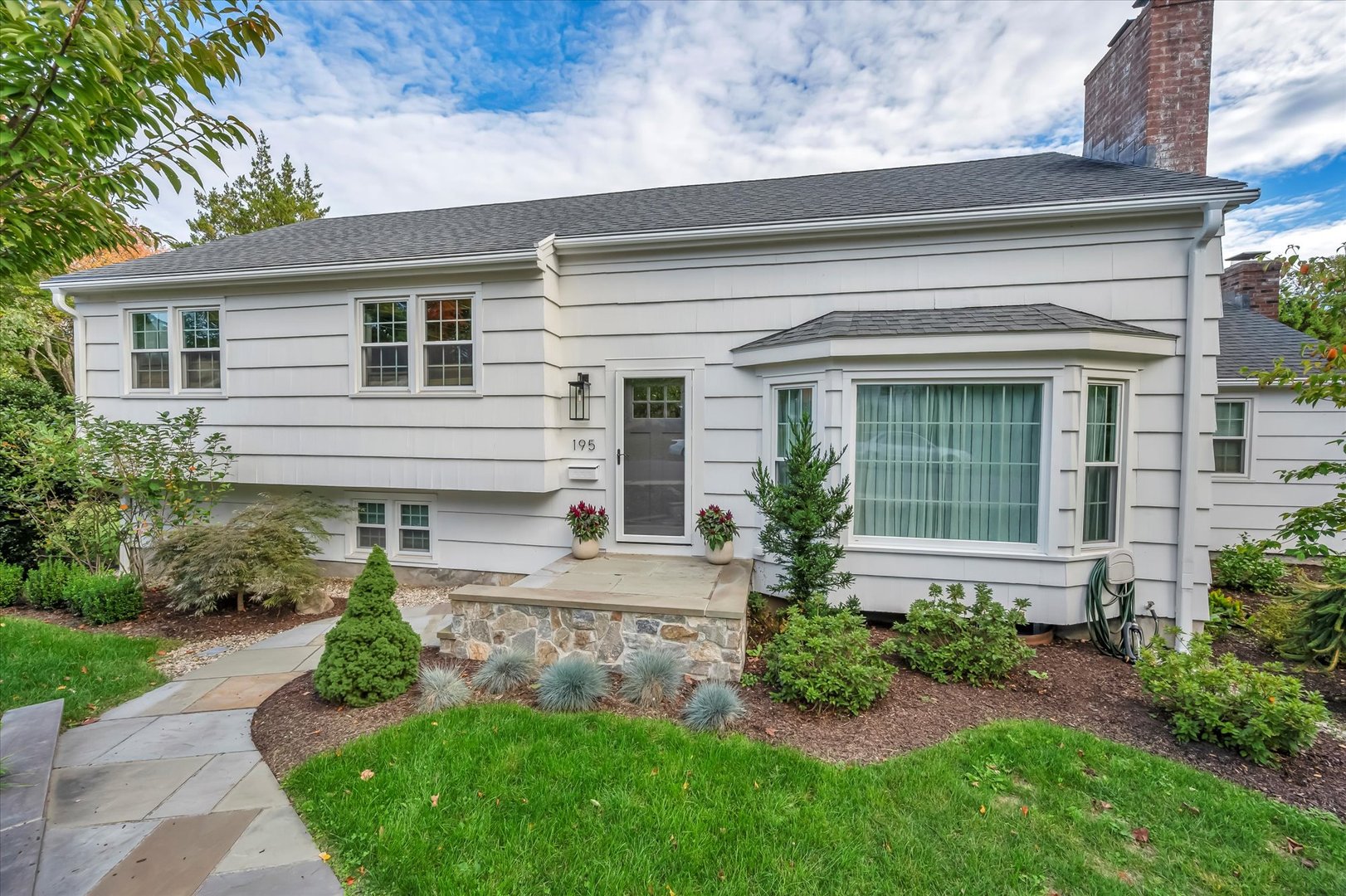 195 Hepburn Road Photo 3