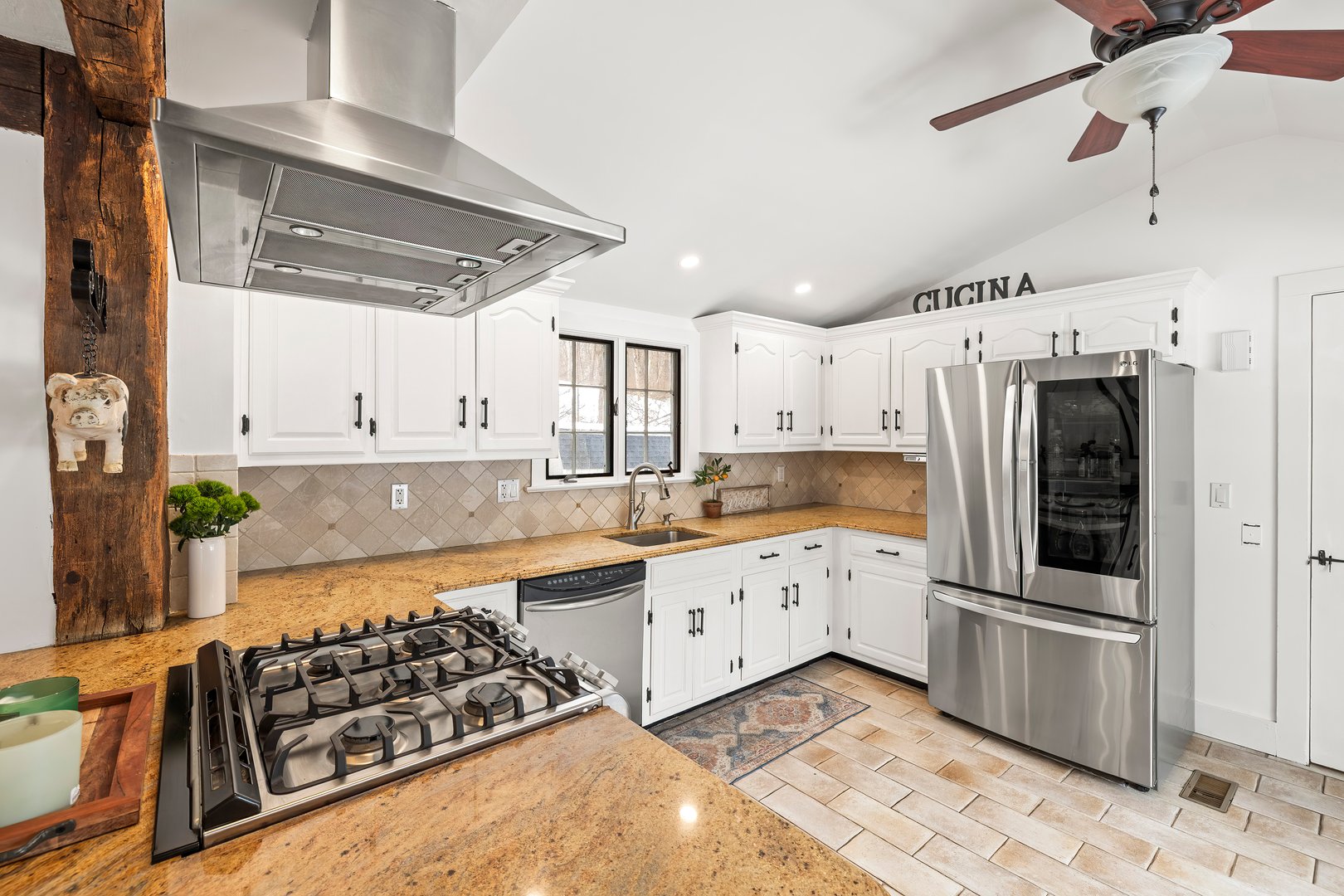 6 Downe Lane Photo 16