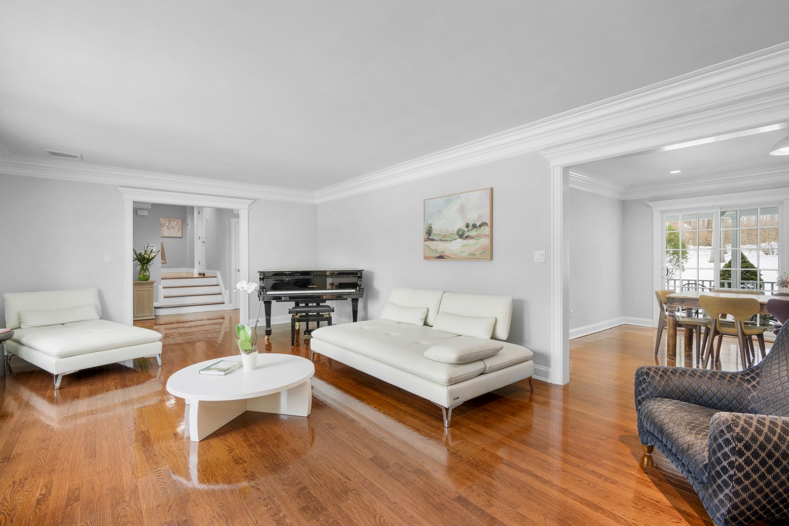 37 Barlow Lane Photo 5