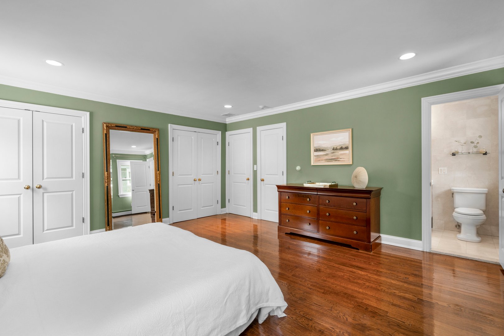 37 Barlow Lane Photo 16