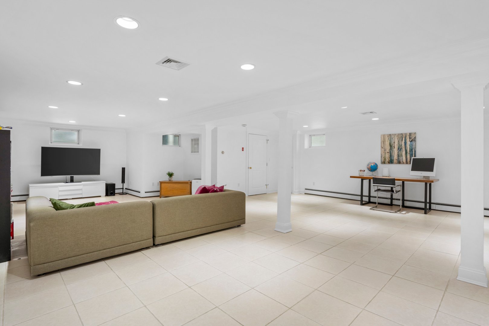 37 Barlow Lane Photo 19