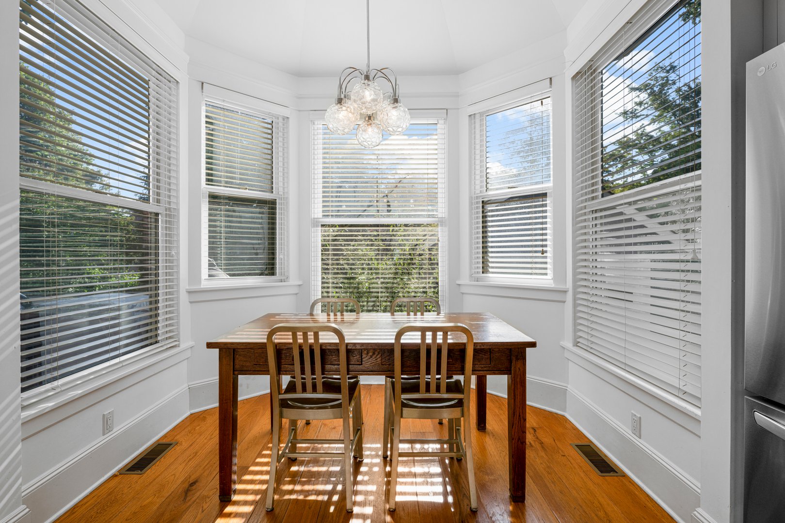 5 Gerlach Place Photo 13