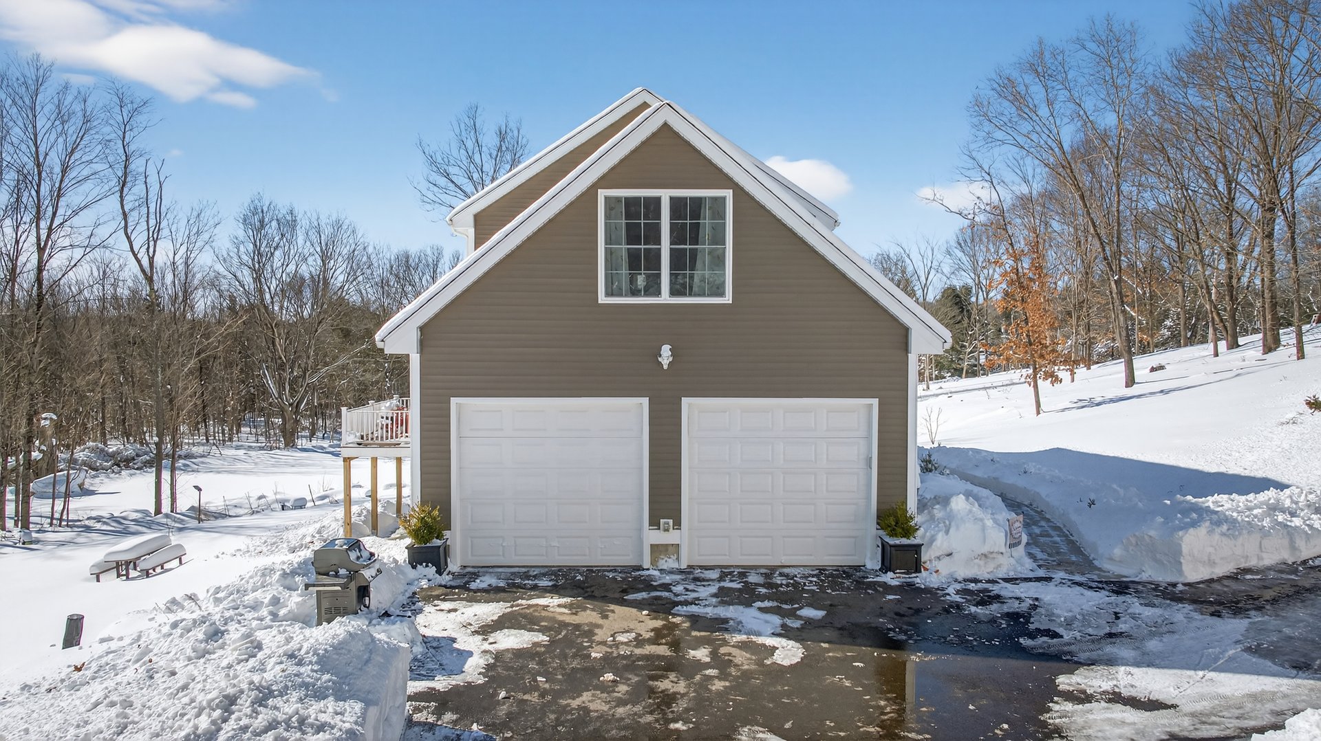 65 Plain Hill Road Photo 2