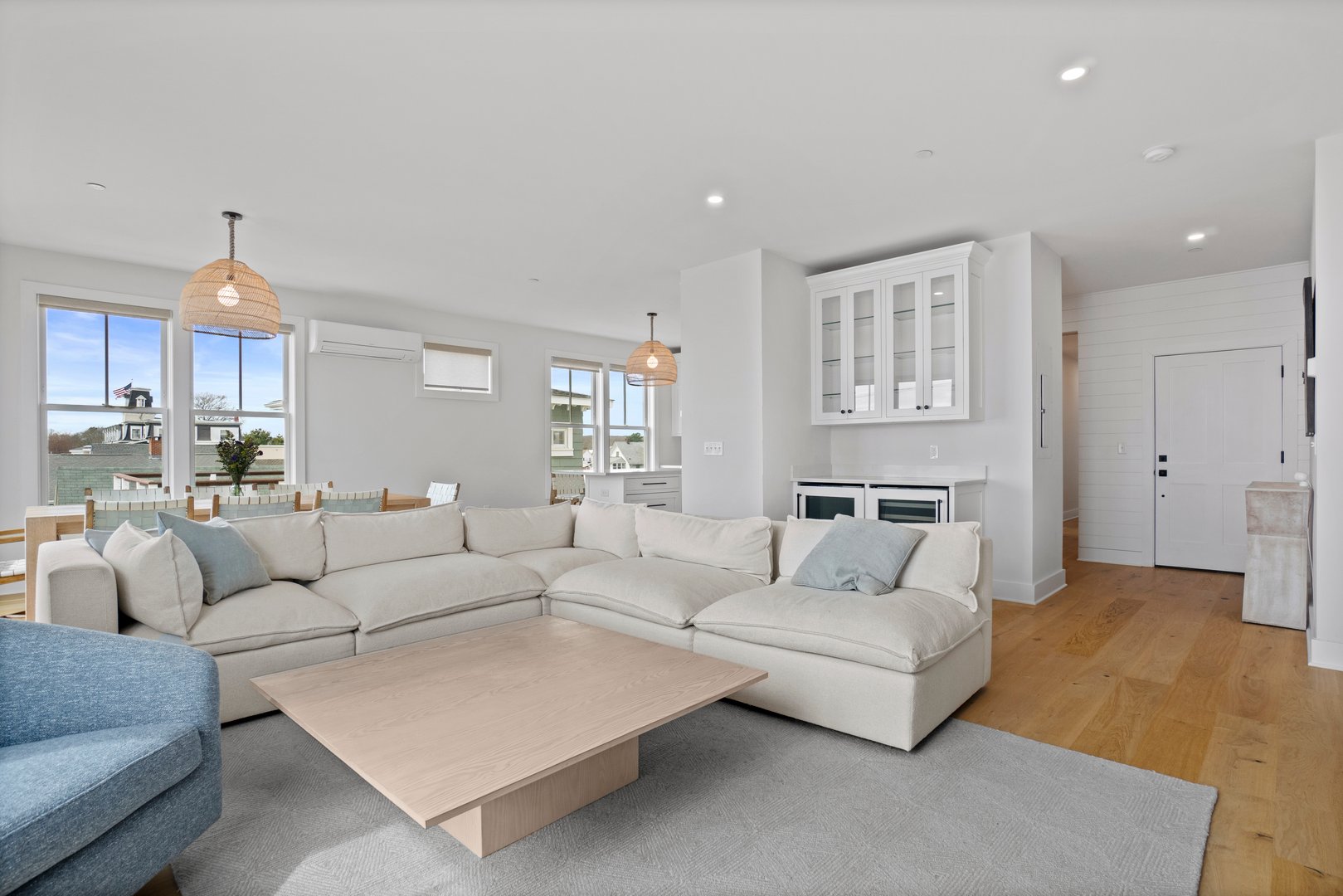 185 Main Street  #APT 301 Photo 4