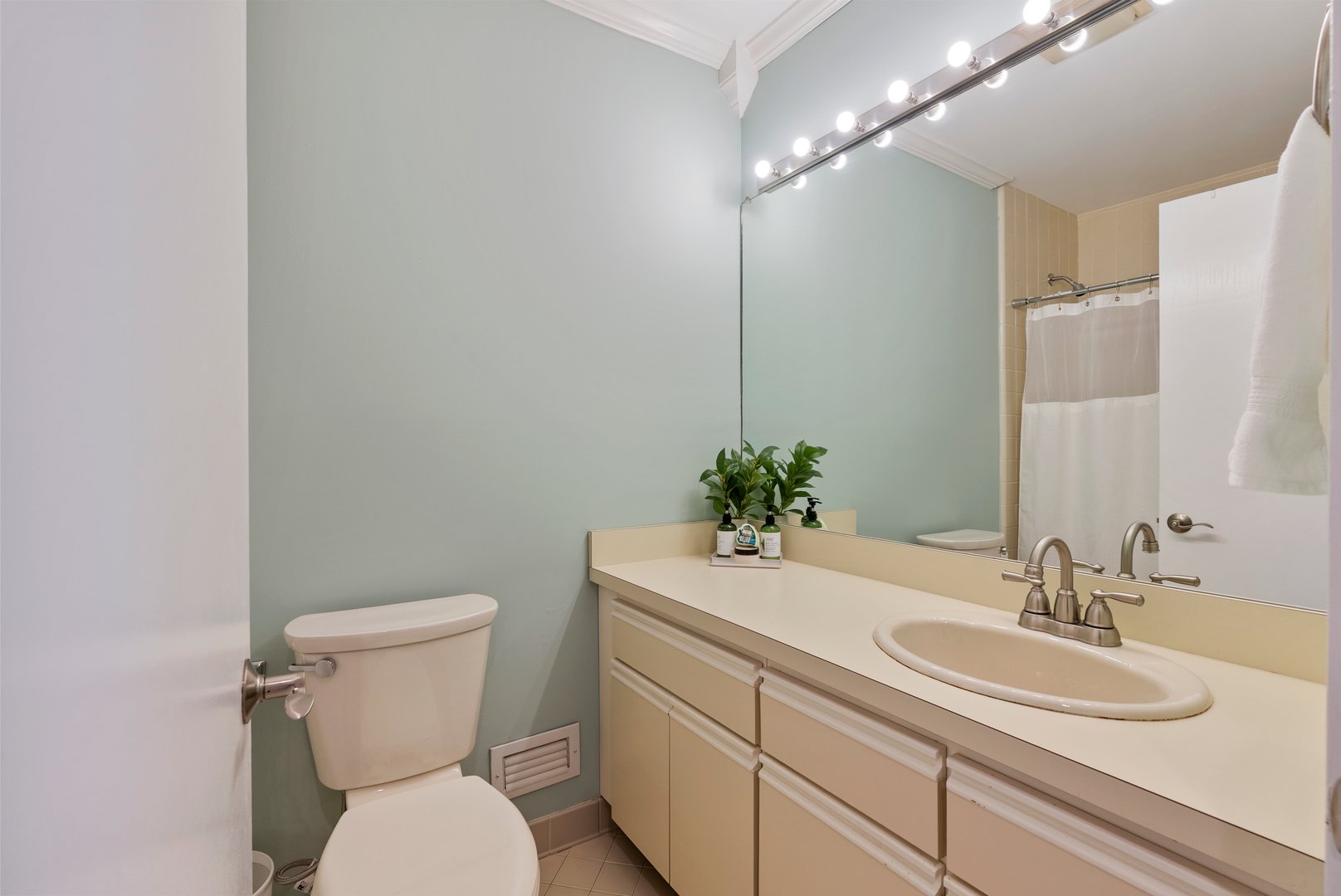 38 Harbour Close #38 Photo 28