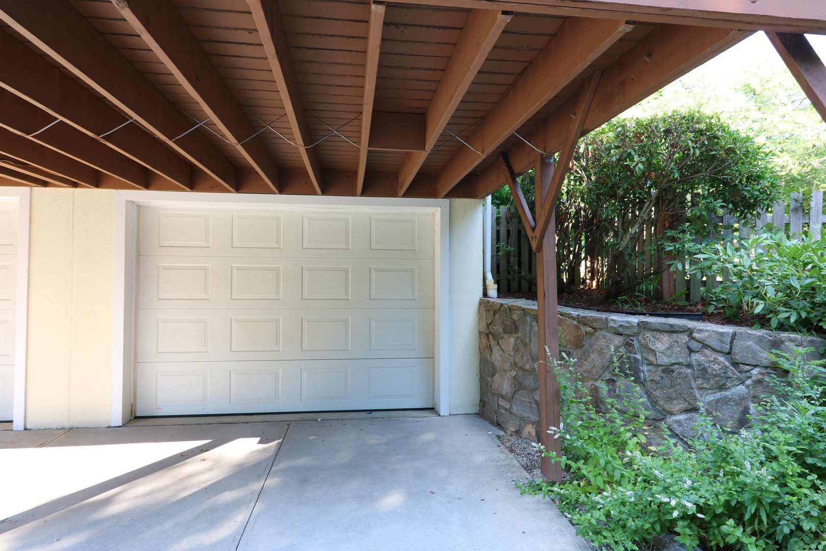 2 Oak Street  #Upper Photo 9