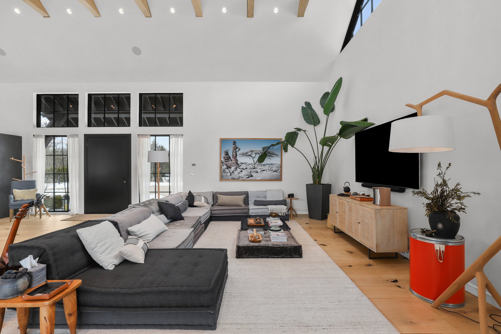 3031 Purchase Street Photo 4