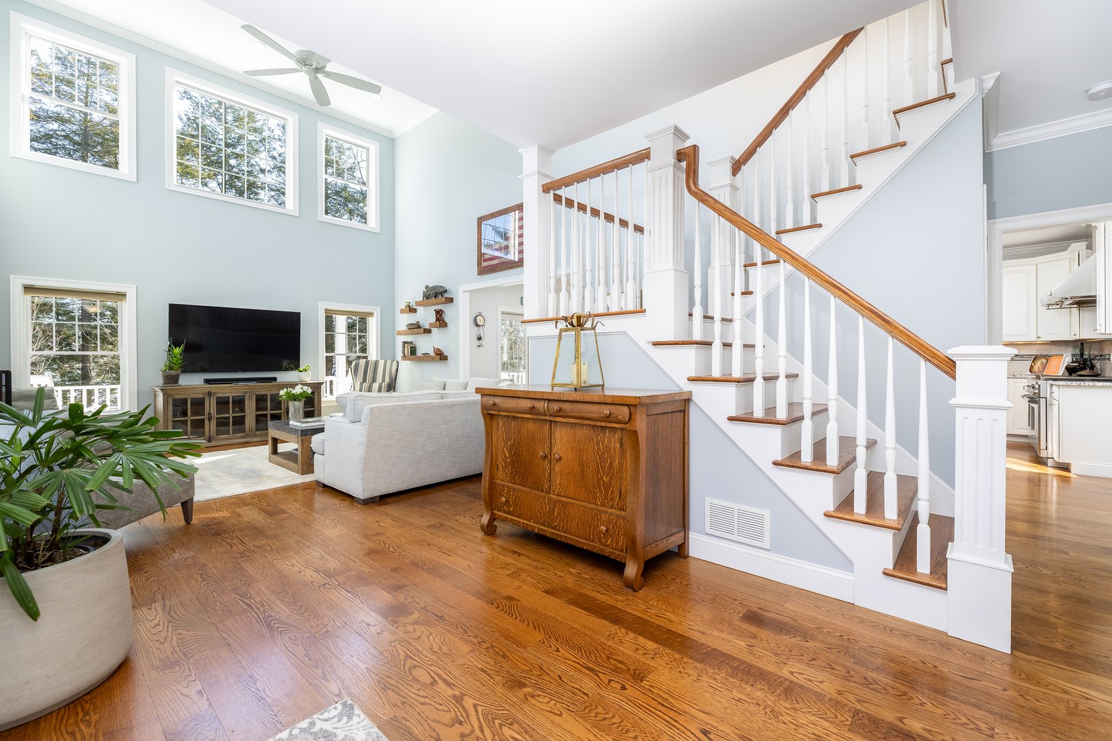 7 Hill Top Road Photo 5