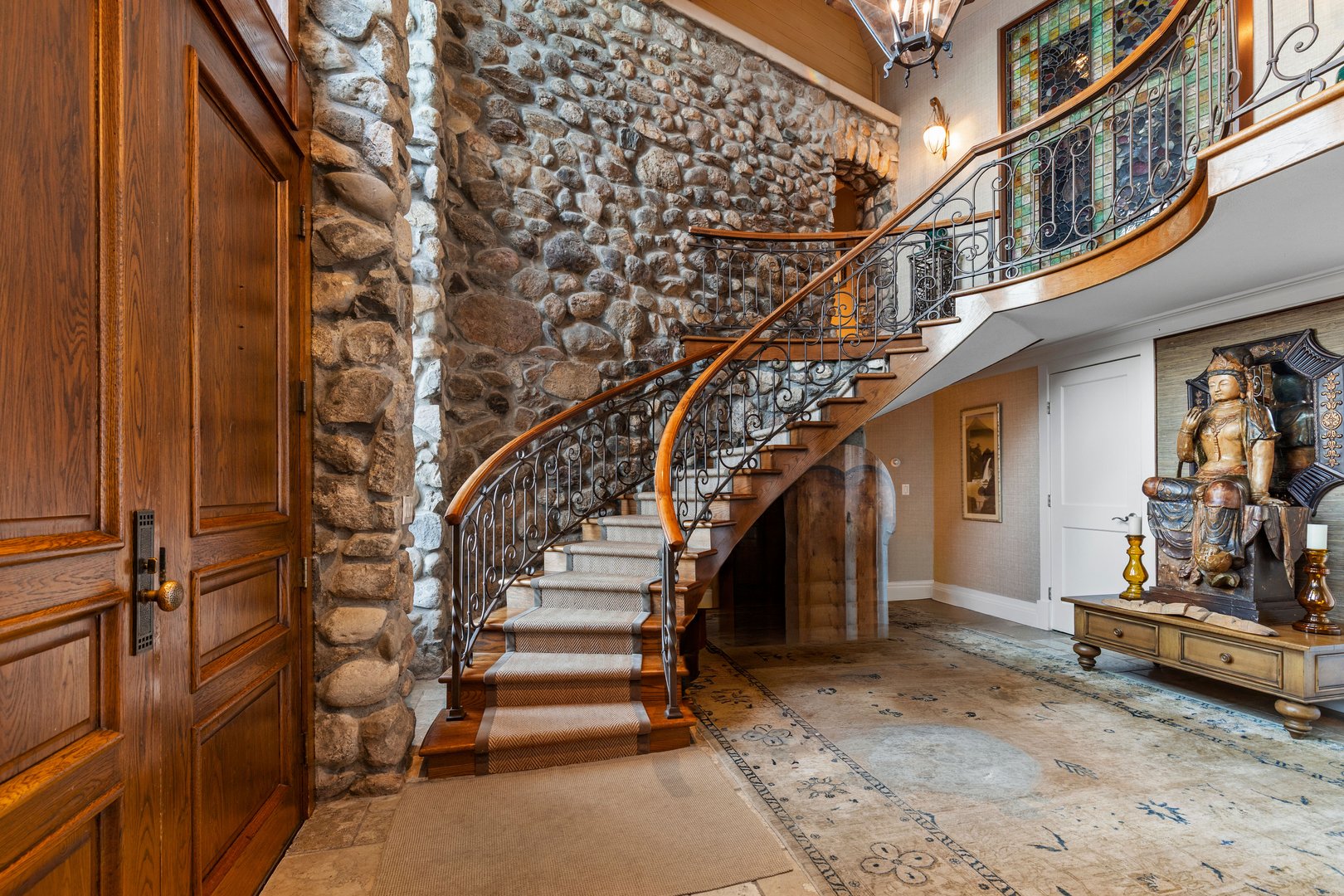 150 Old Farm Road N Photo 10