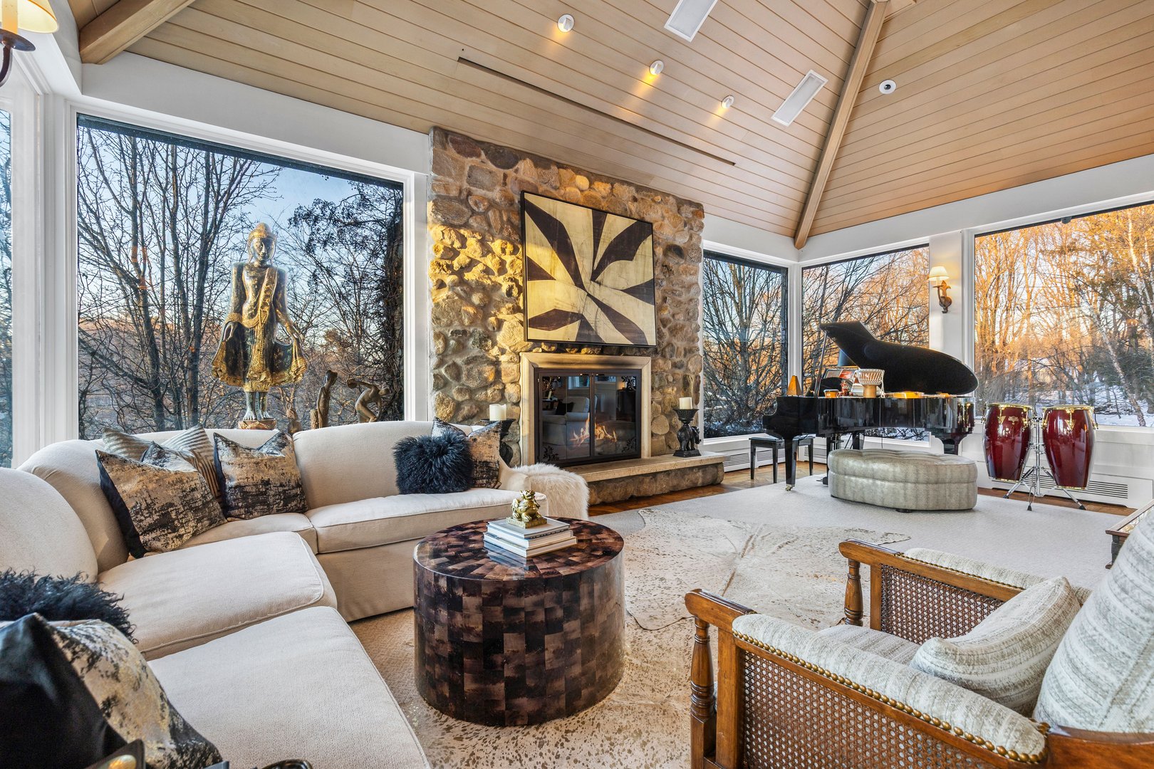 150 Old Farm Road N Photo 19