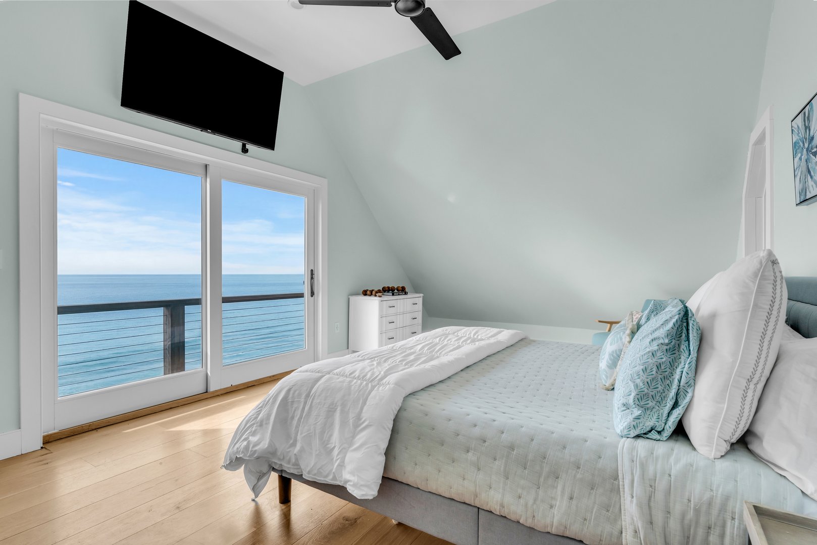 49 Circle Beach Road Photo 6