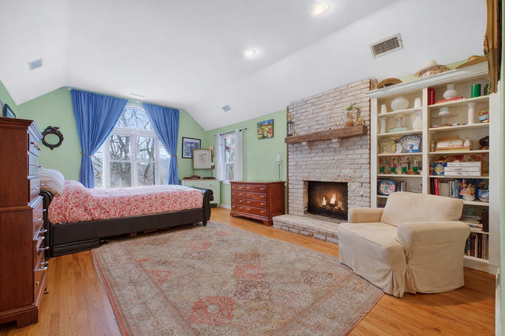 123a Peaceable Street Photo 19