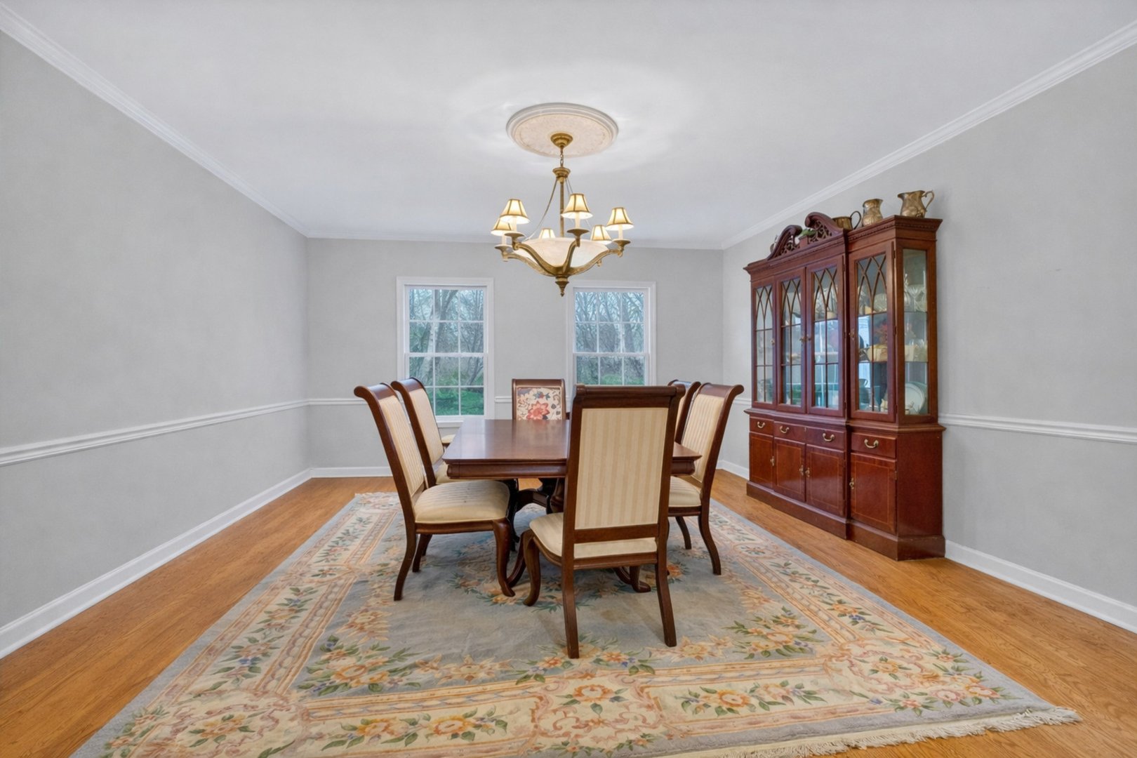 123a Peaceable Street Photo 8