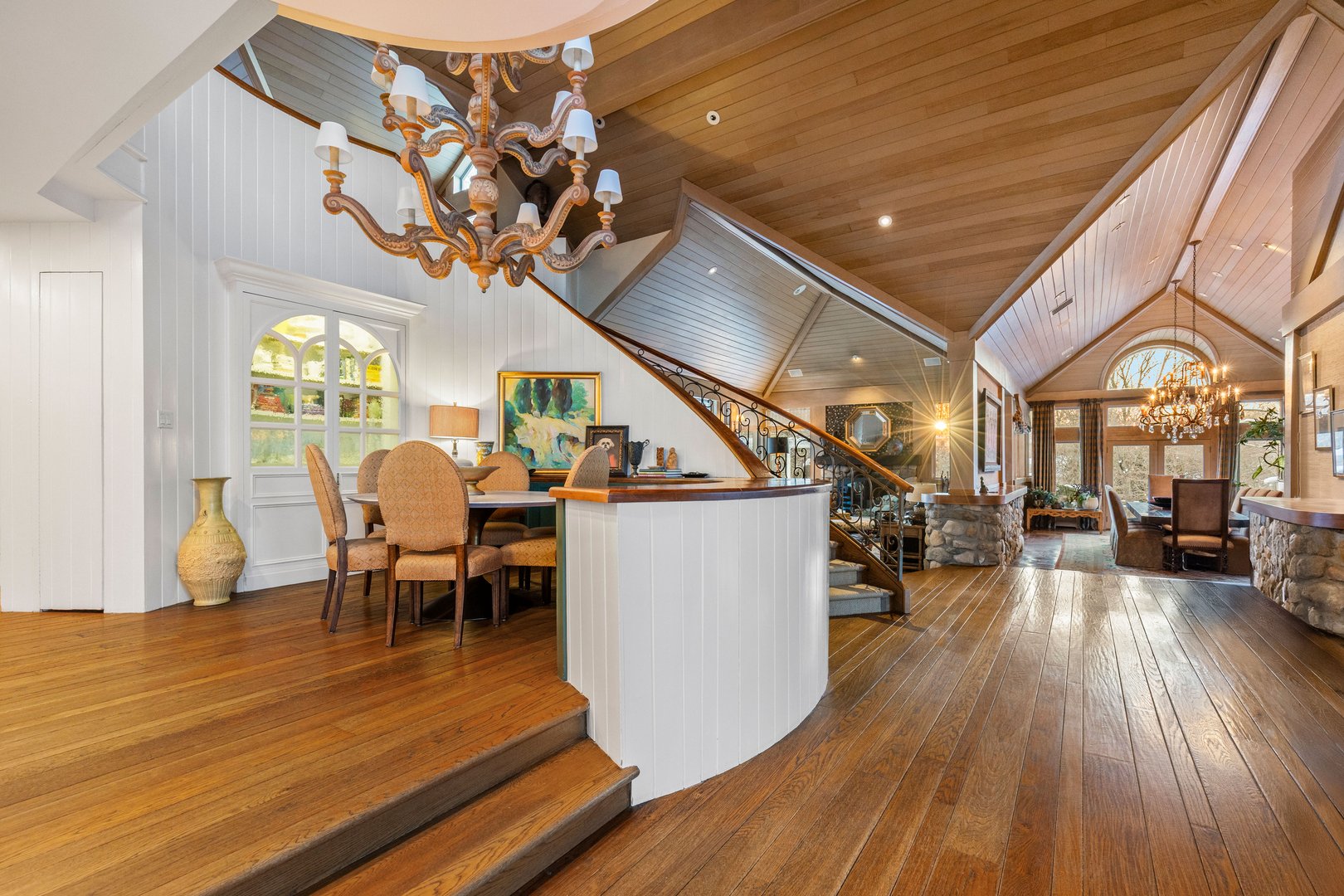 150 Old Farm Road N Photo 13