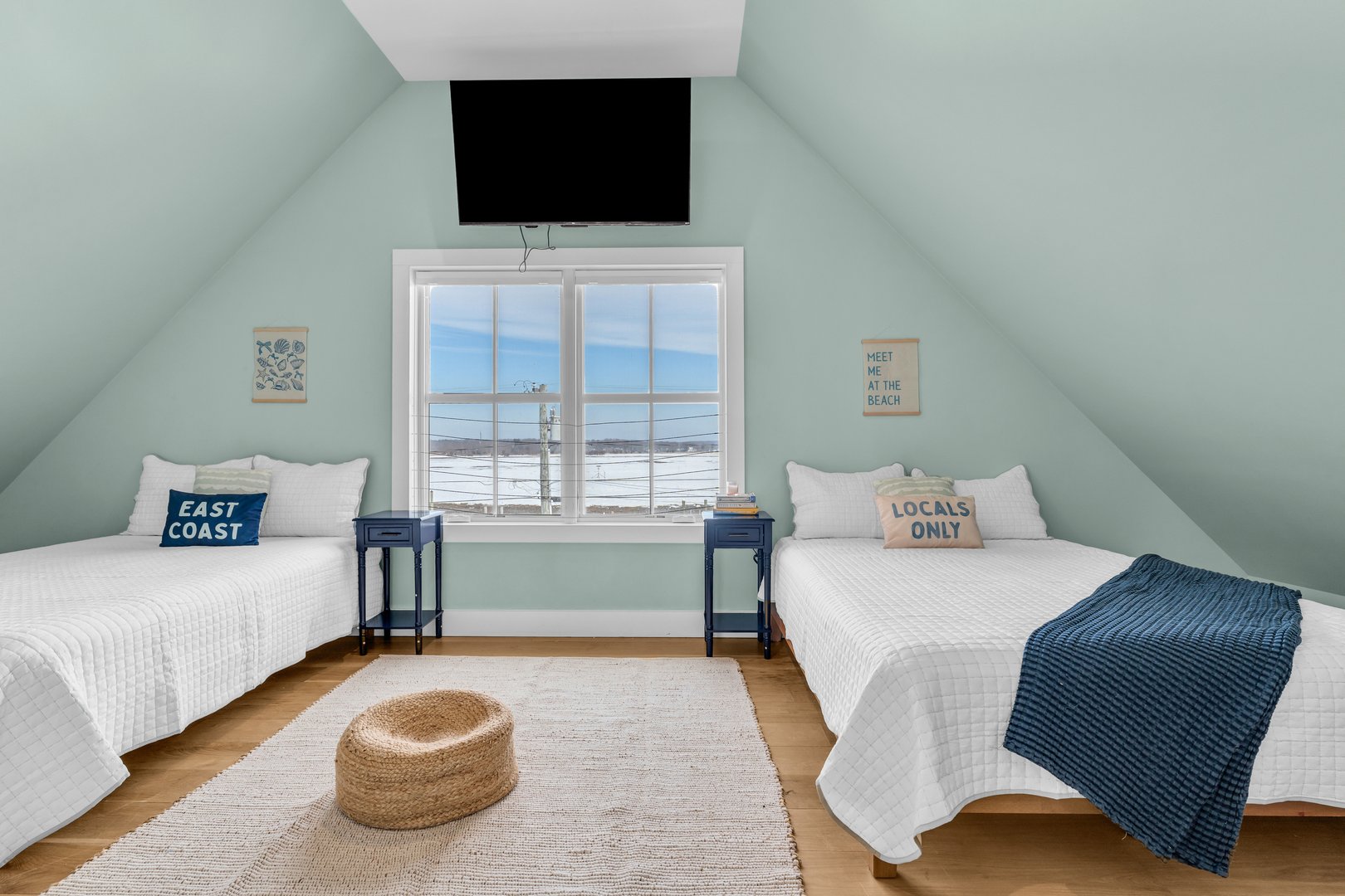 49 Circle Beach Road Photo 9