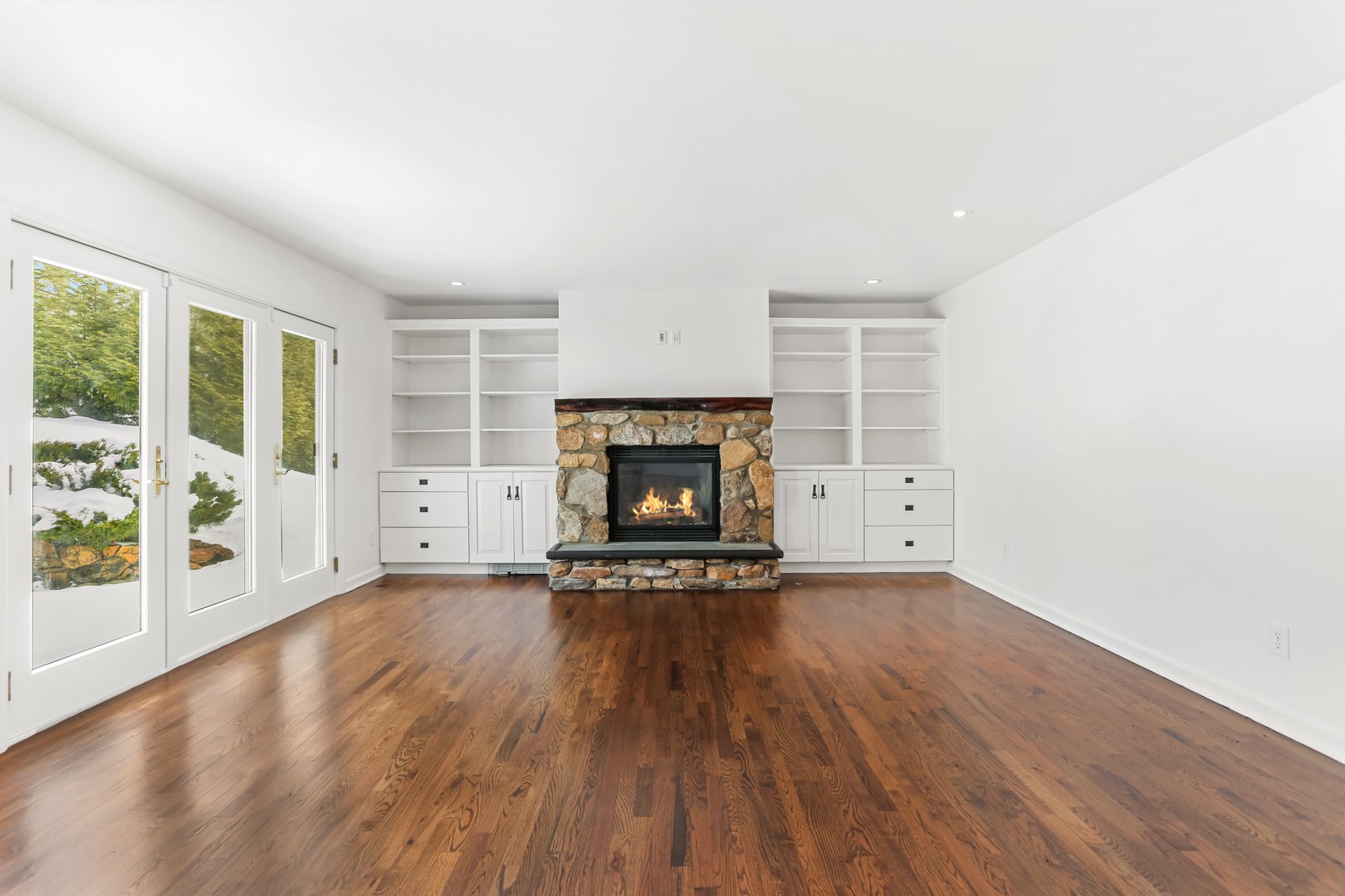 11 Partrick Lane Photo 10