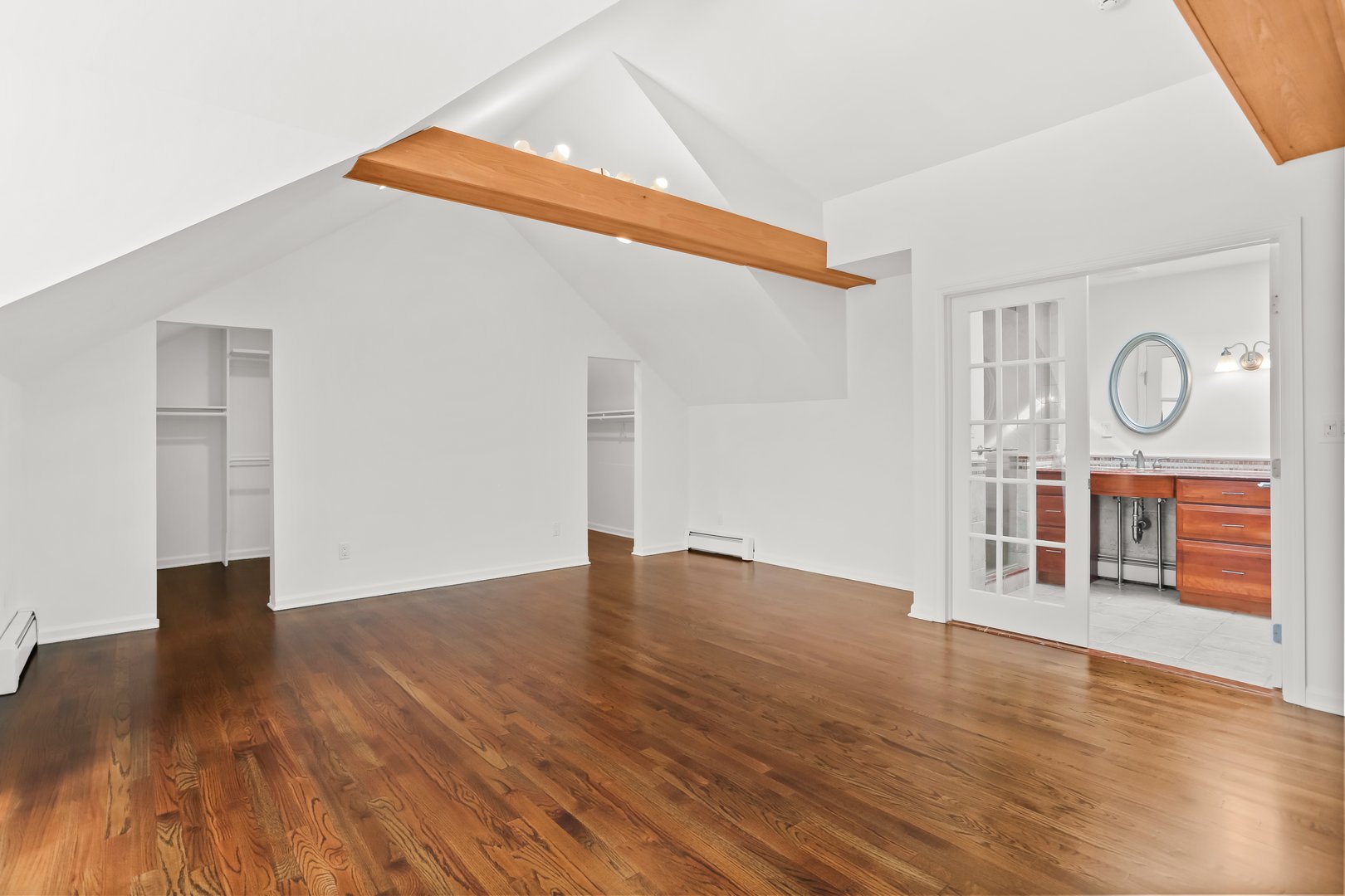 11 Partrick Lane Photo 18