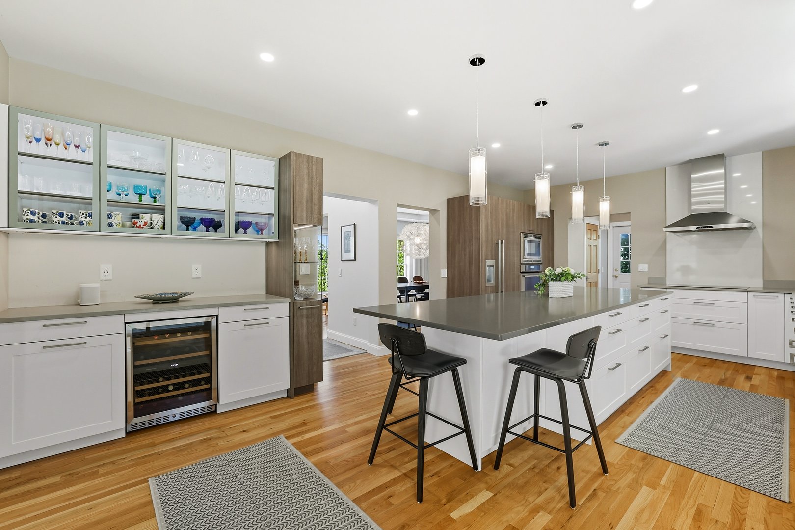 94 Holland Place Photo 10