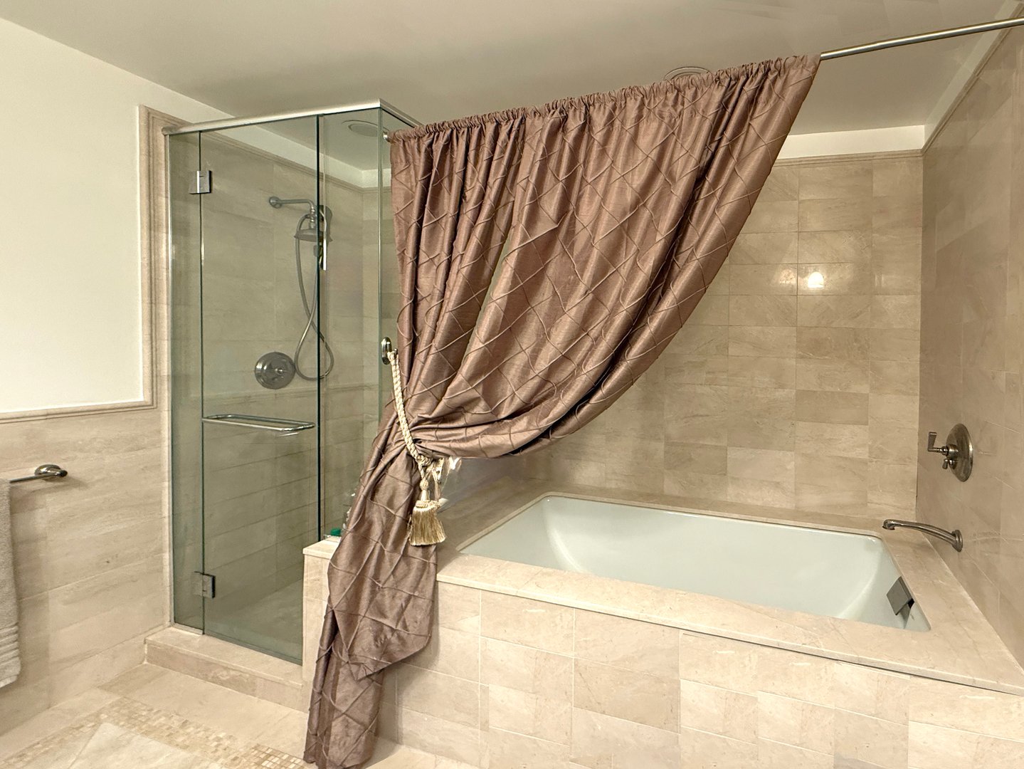 10 City Place  #16E Photo 6