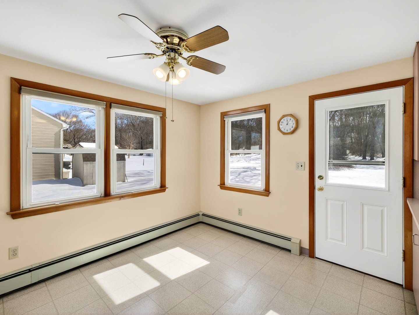 42 Roseleah Drive Photo 12