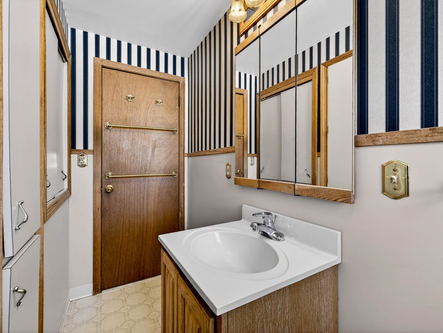 42 Roseleah Drive Photo 22