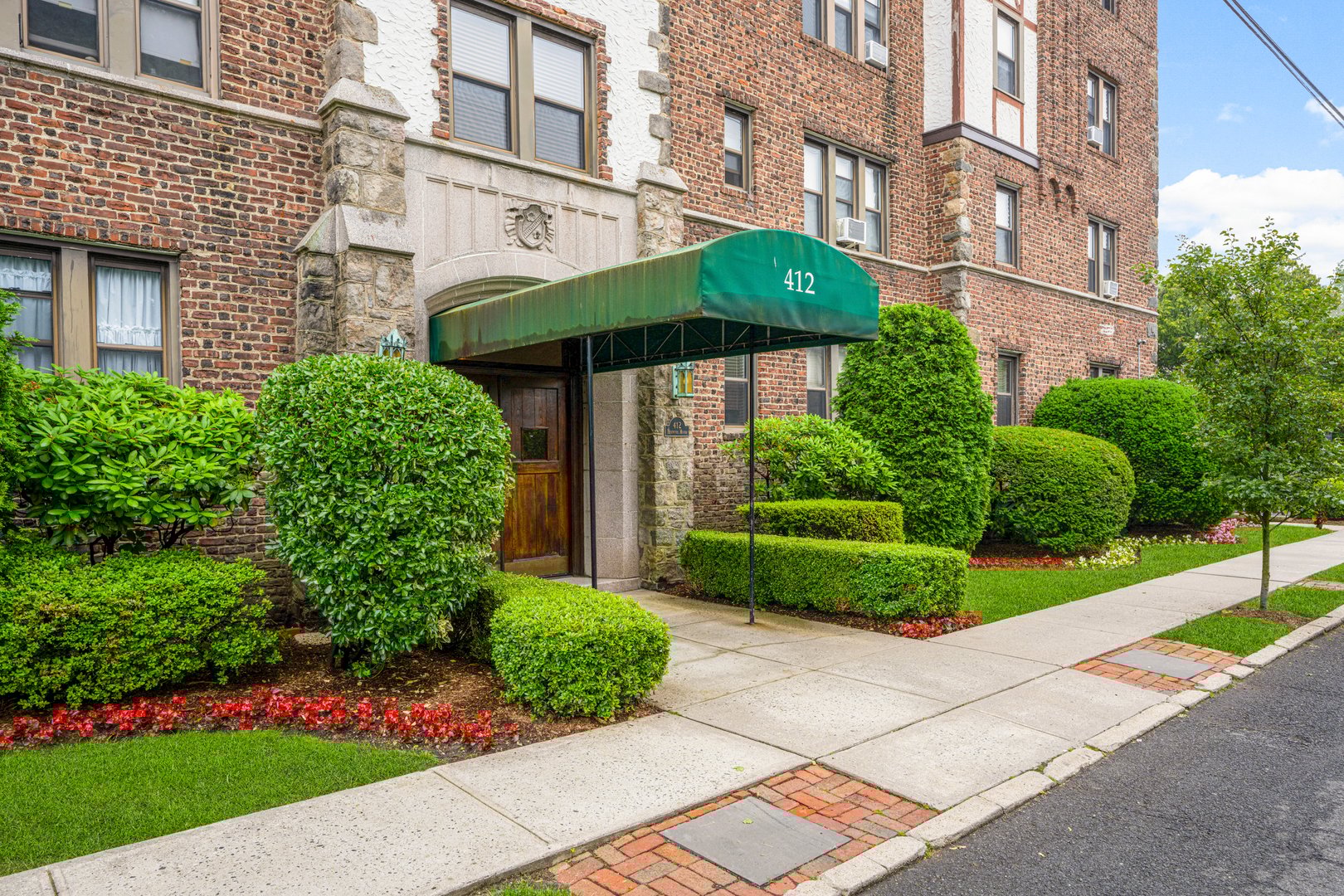 412 Munro Avenue  #3F Photo 2