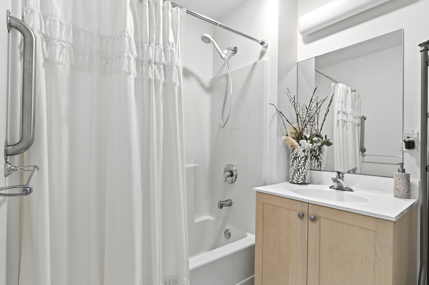 400 Bank Street  #APT 402 Photo 17