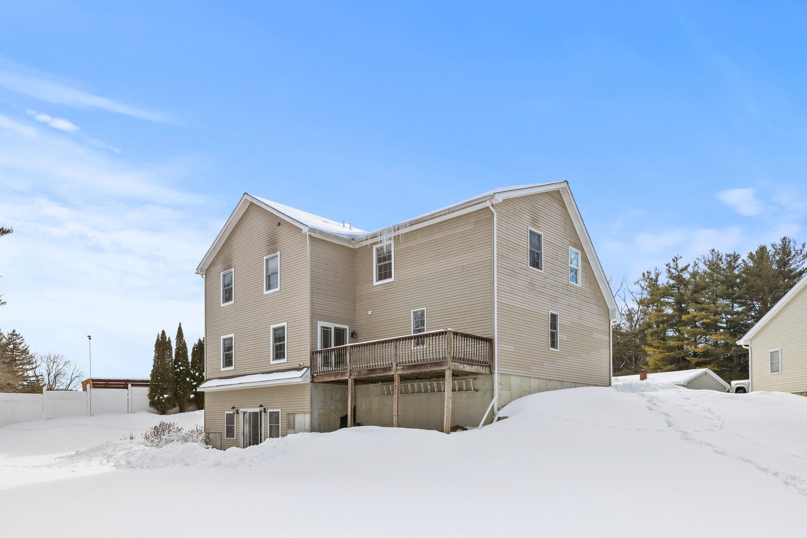 106 Nancy Ave Photo 39