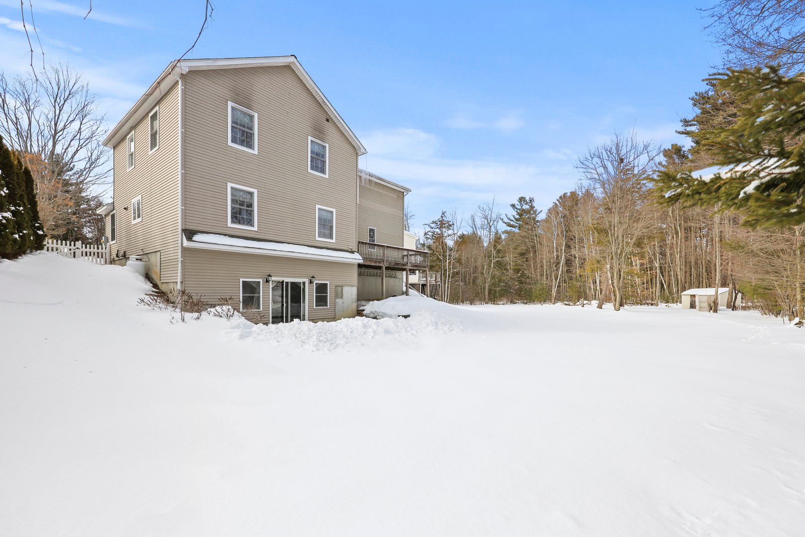 106 Nancy Ave Photo 41