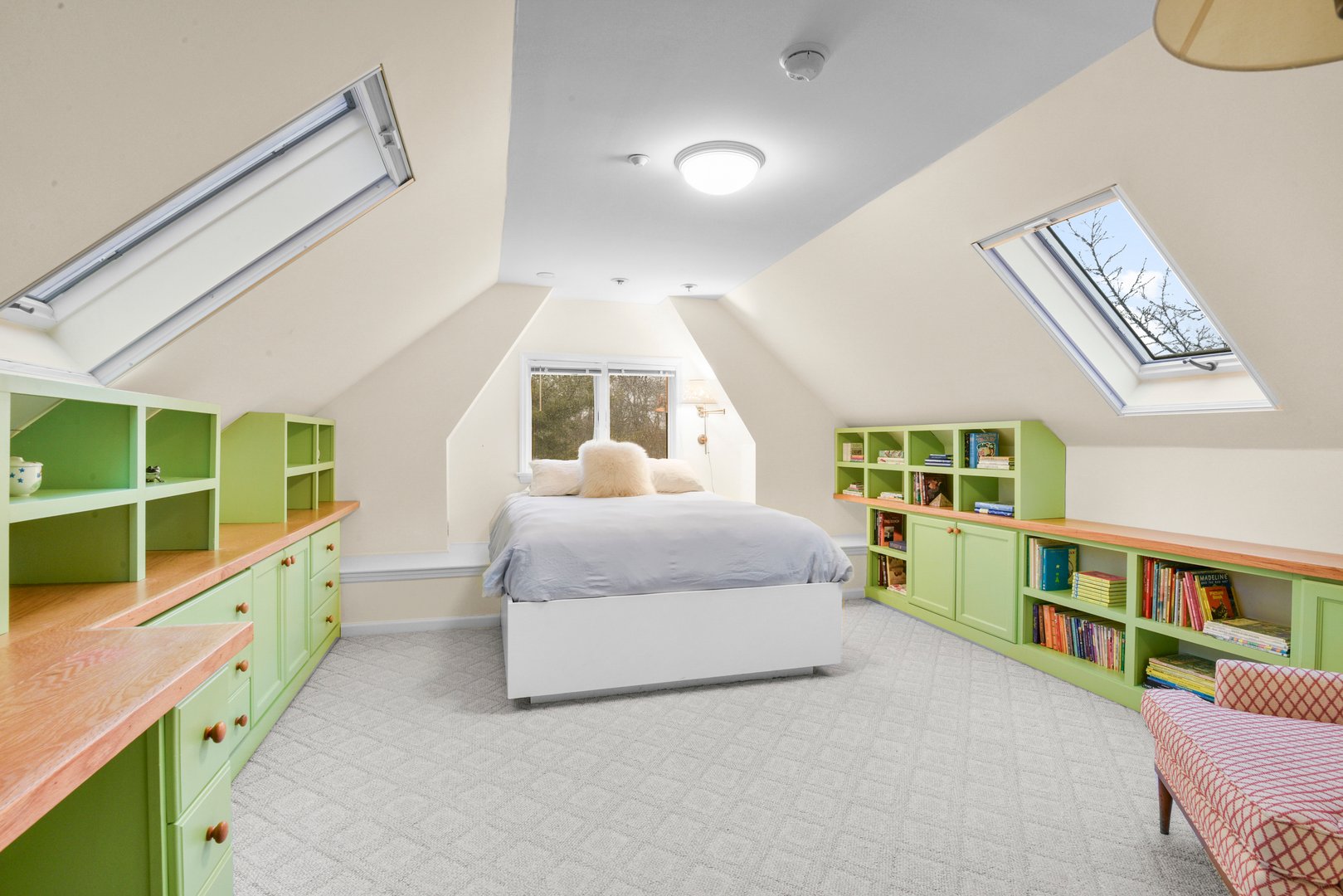 7 Poplar Road Photo 30