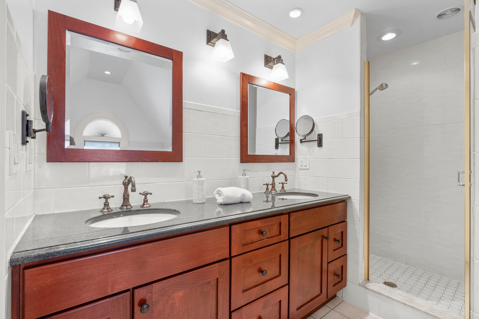 7 Poplar Road Photo 24