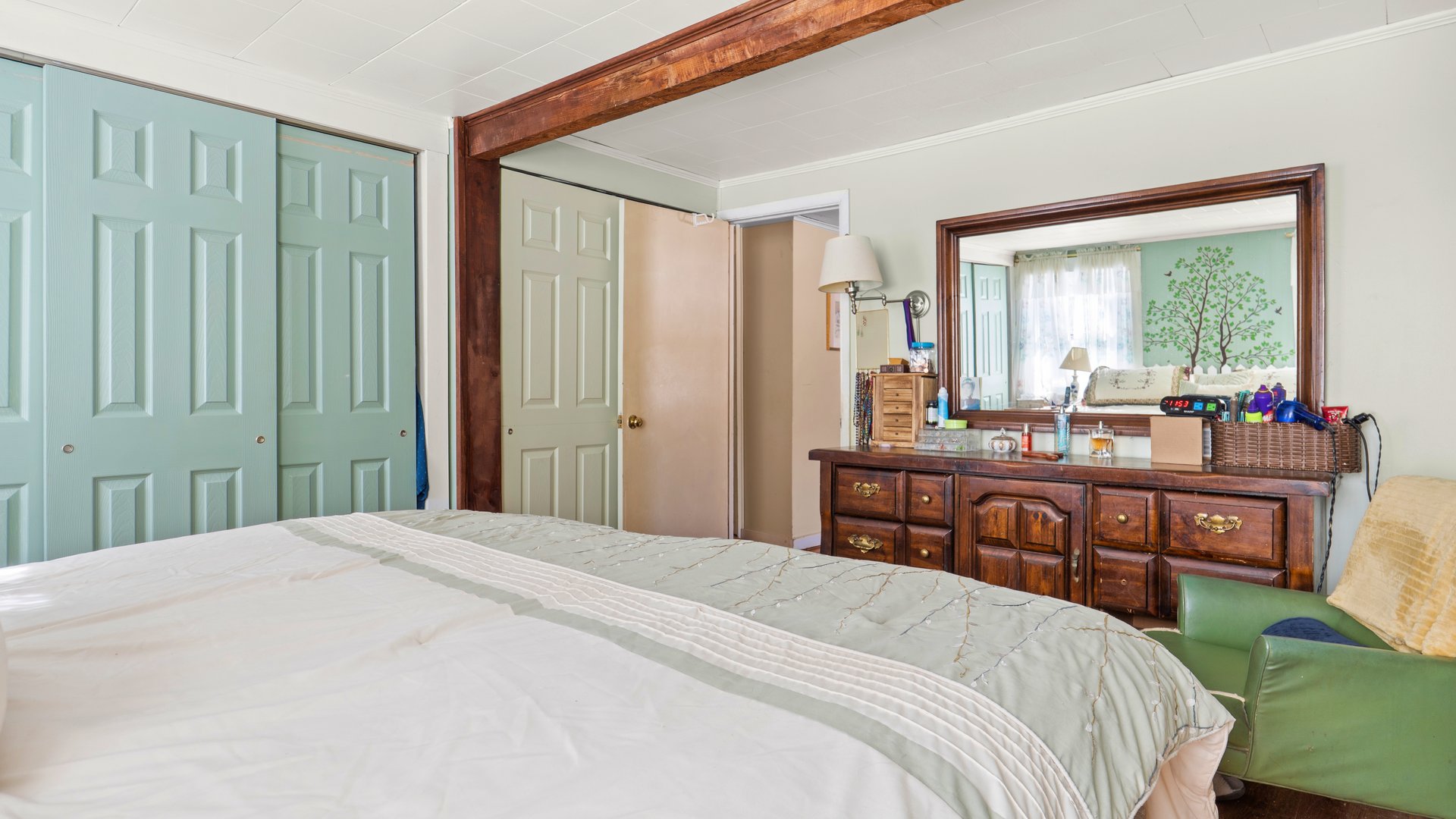 93 South Main Rd Photo 13